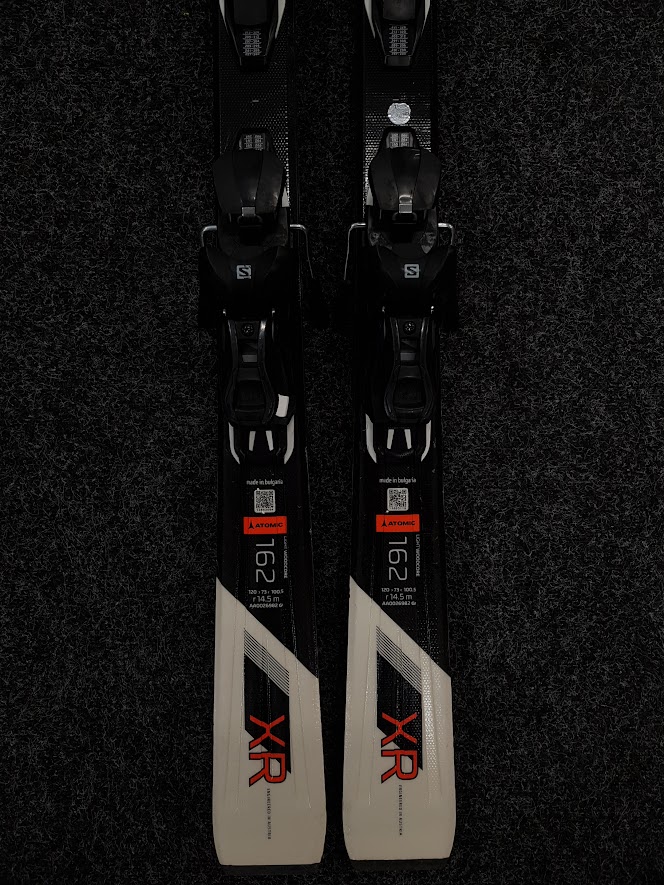 Bazárové  lyže  ATOMIC REDSTER XR 178