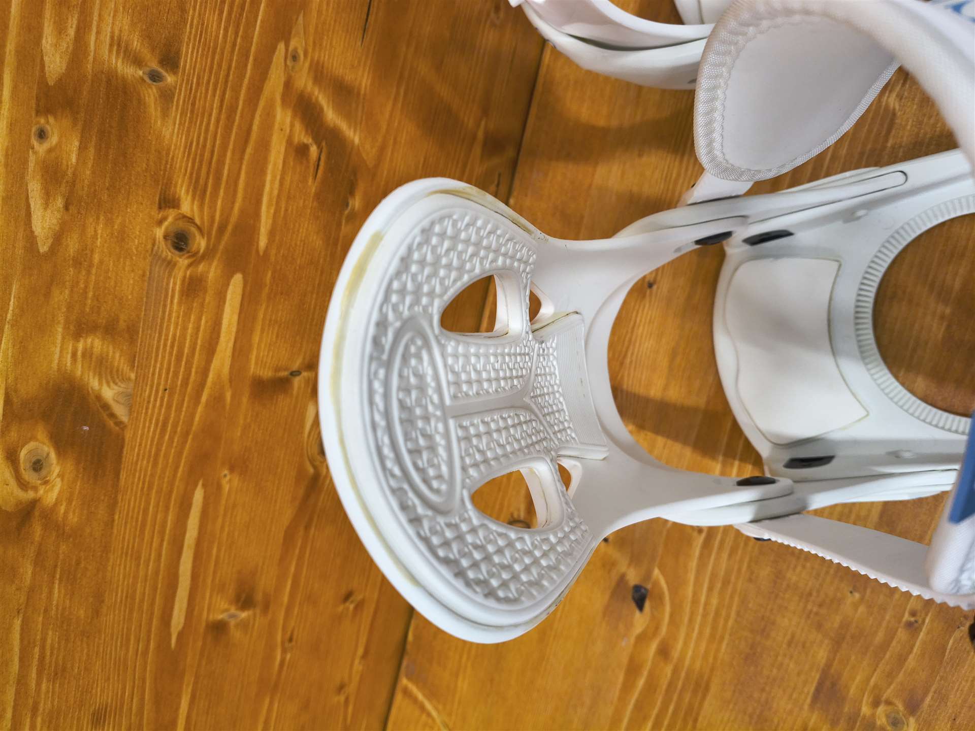 Snowboardové viazanie DUB