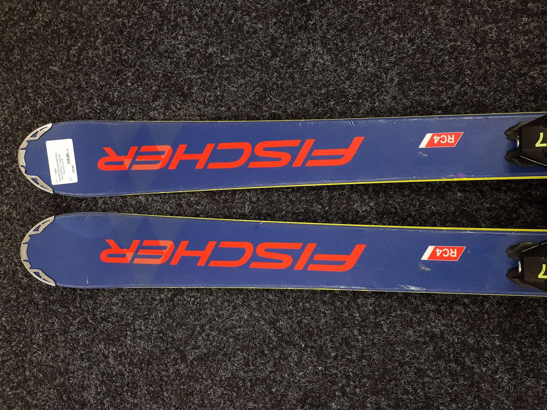 Použité lyže FISCHER RC4 The Curv Pro  + viazanie Fischer FS 7.0