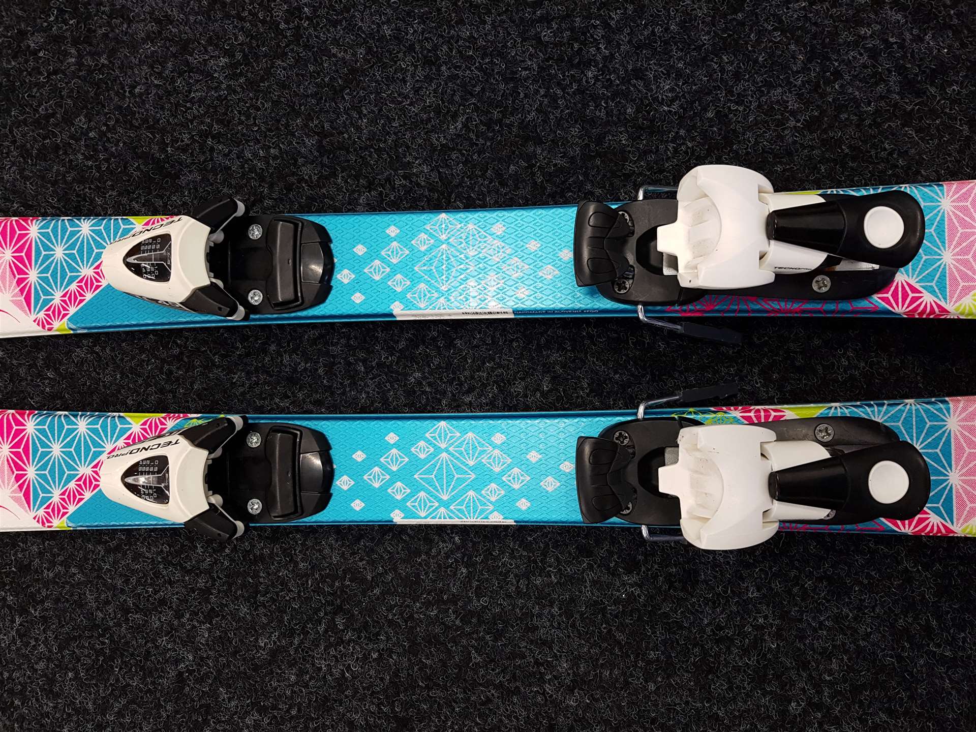 Použité lyže TECNOPRO Sweety  + viazanie Tecnopro TC 4.5