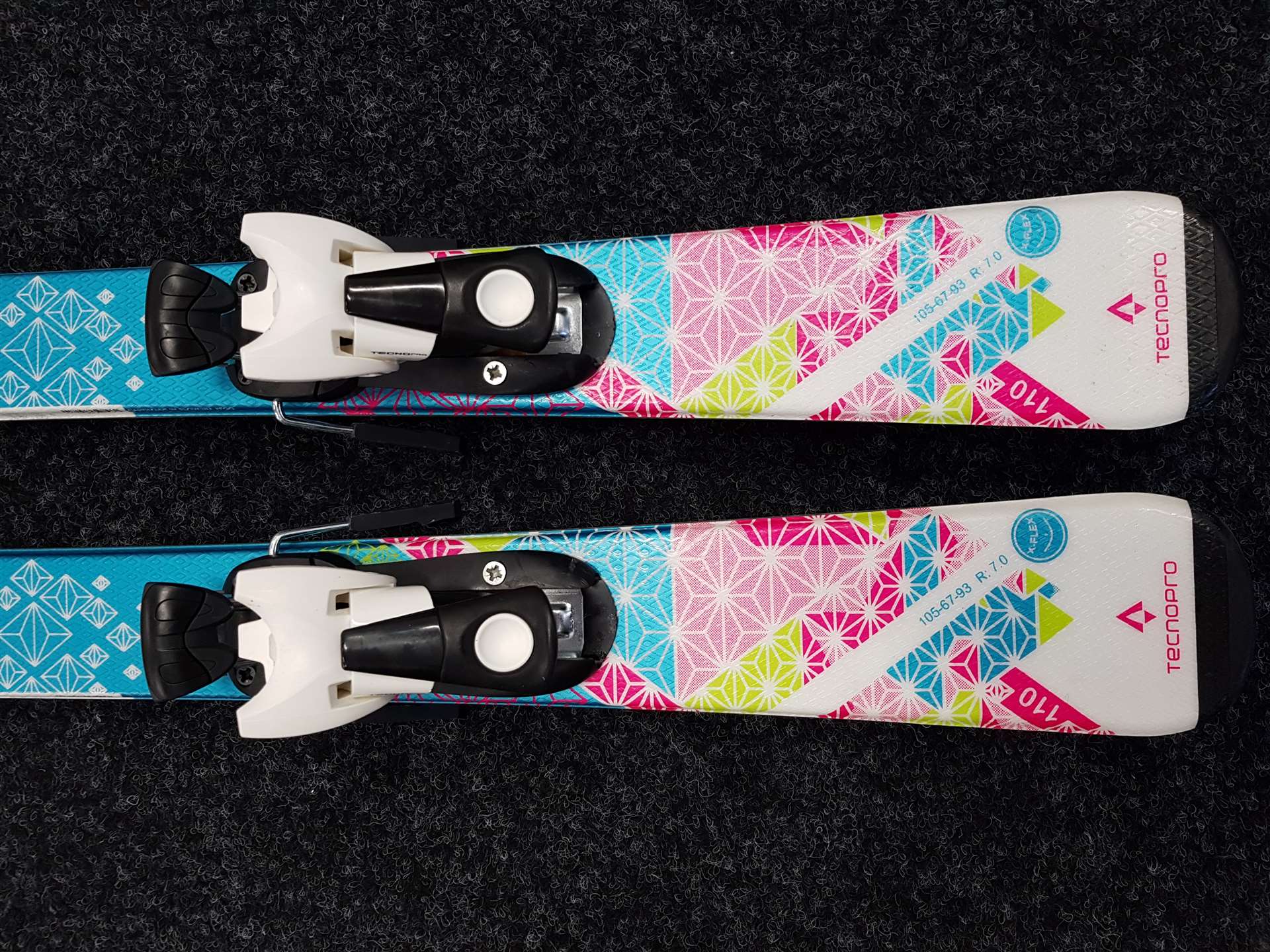 Použité lyže TECNOPRO Sweety  + viazanie Tecnopro TC 4.5