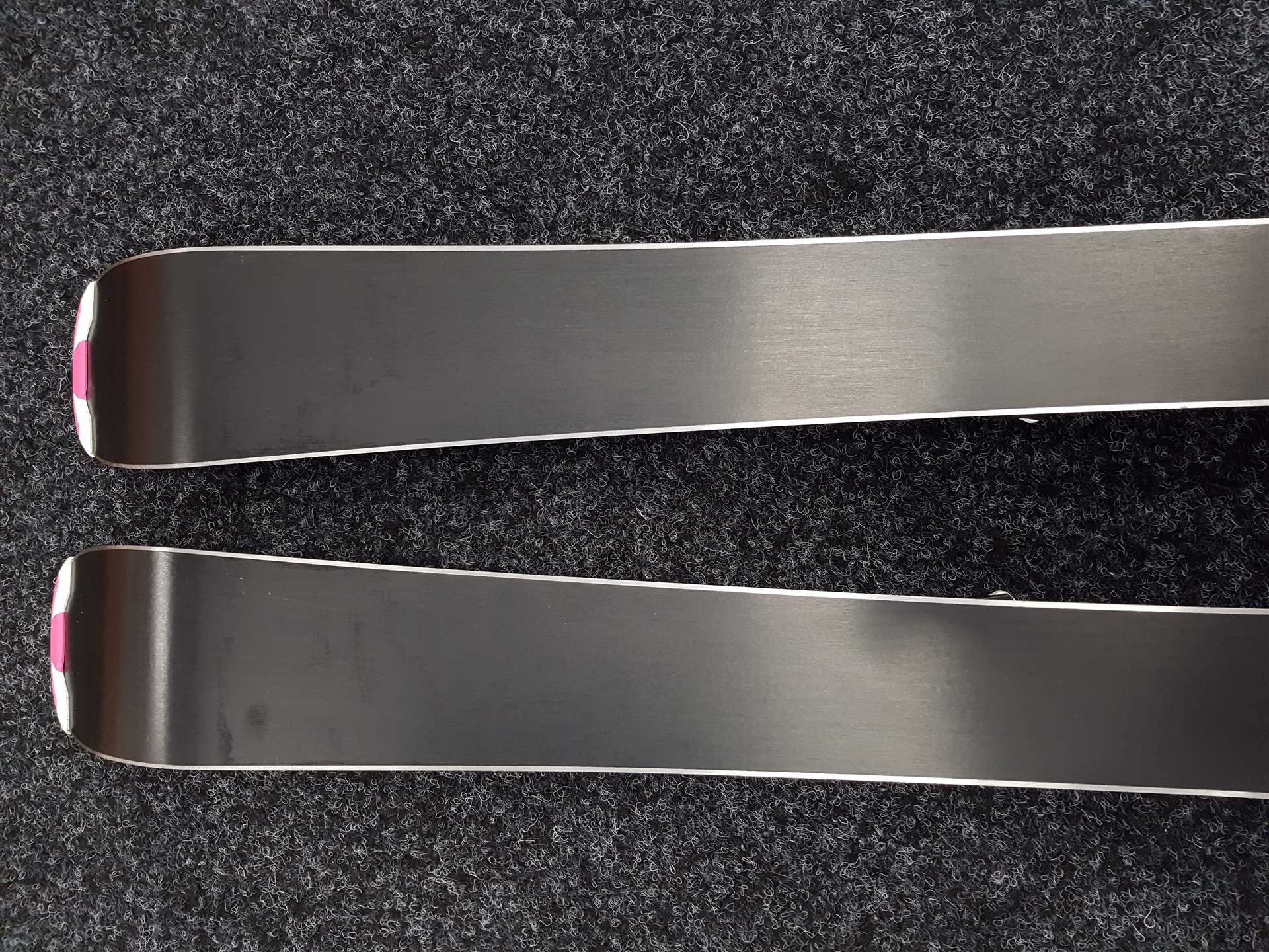 Použité lyže TECNOPRO Sweety  + viazanie Tecnopro TC 4.5