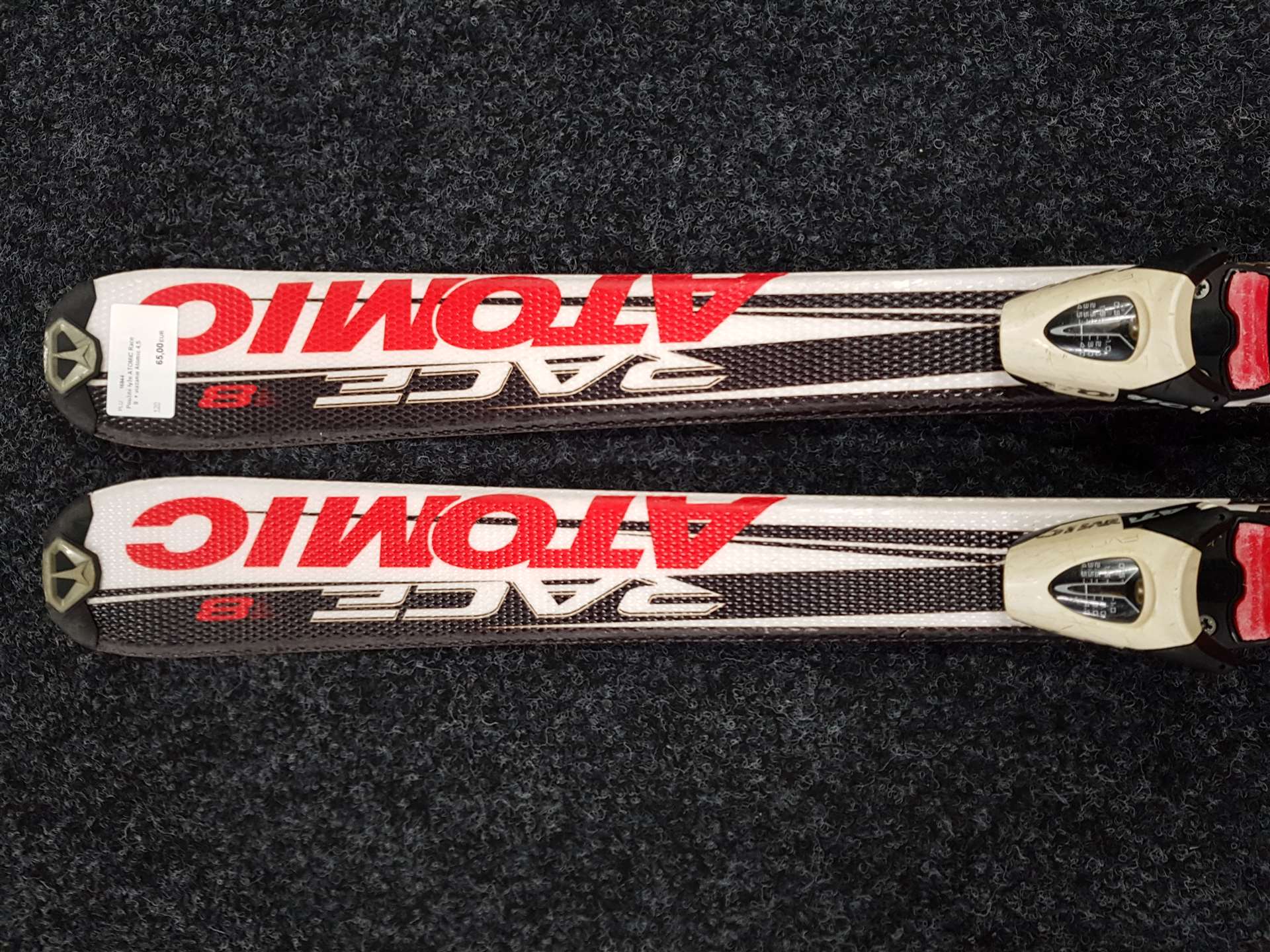Použité lyže ATOMIC Race 8  + viazanie Atomic 4,5