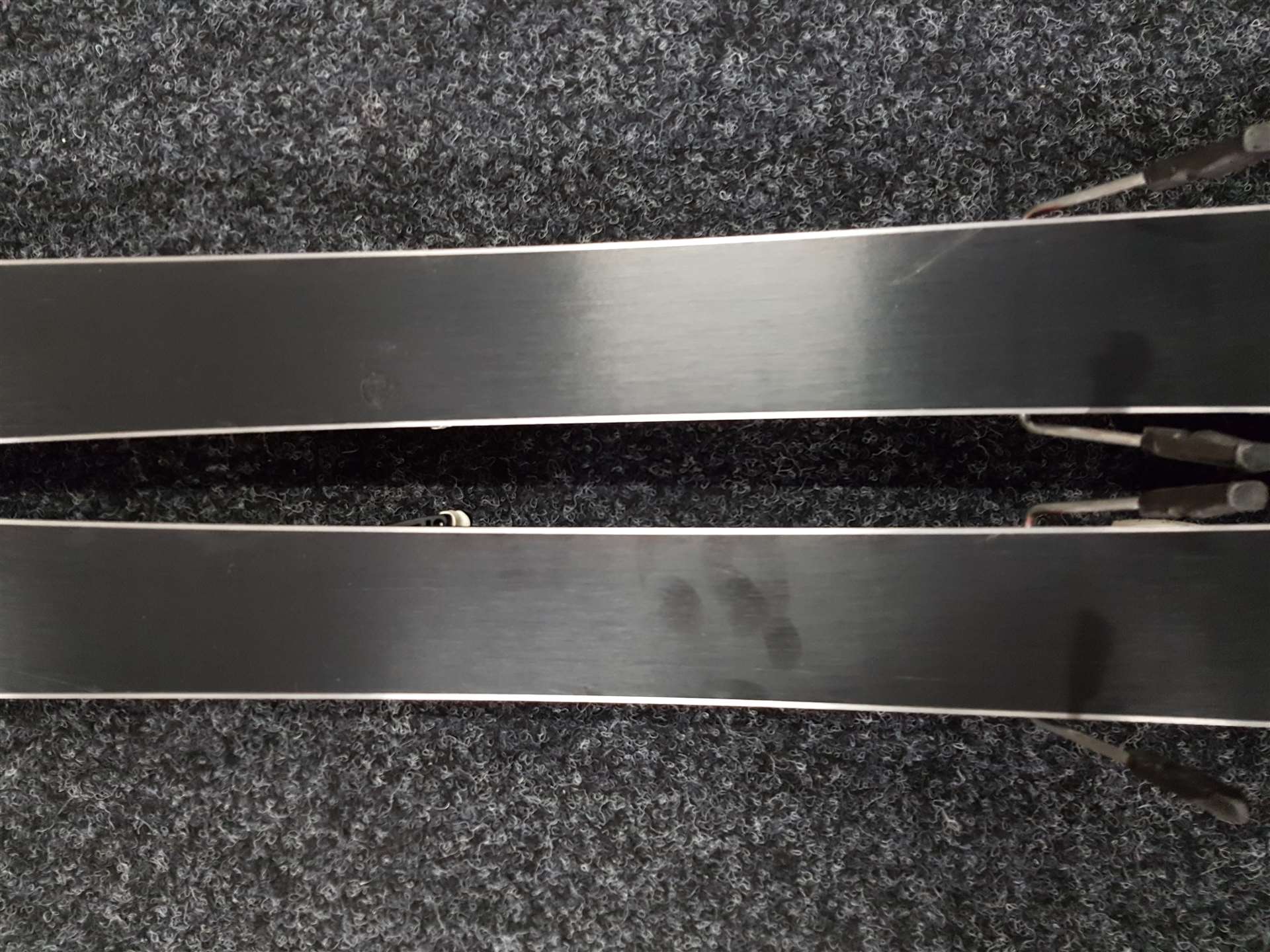 Použité lyže ATOMIC Race 8  + viazanie Atomic 4,5