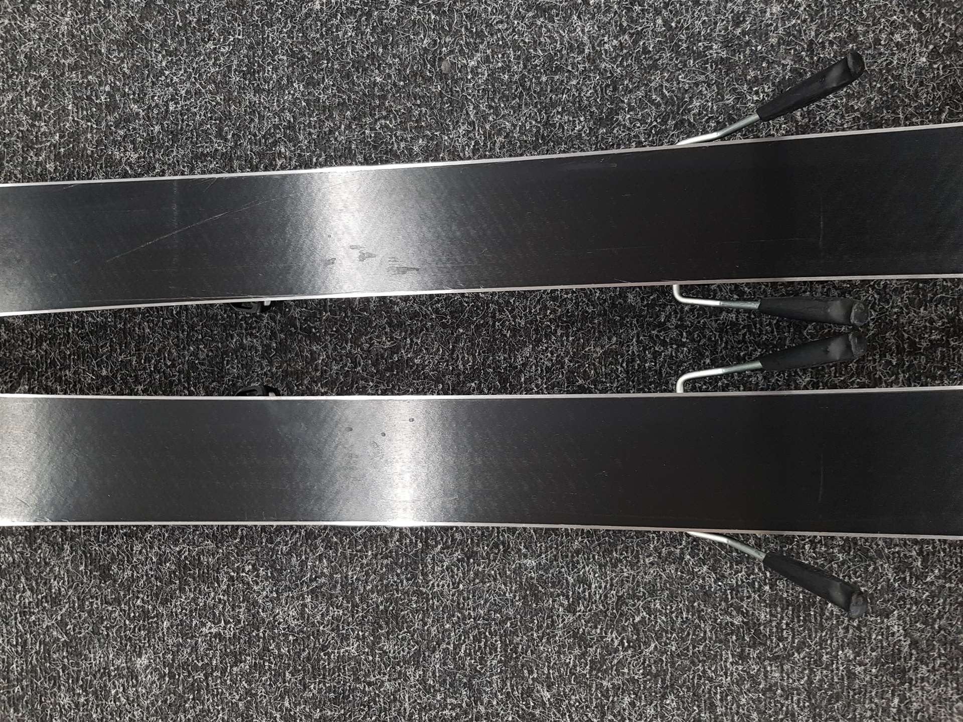 Použité lyže ELAN Element 74
