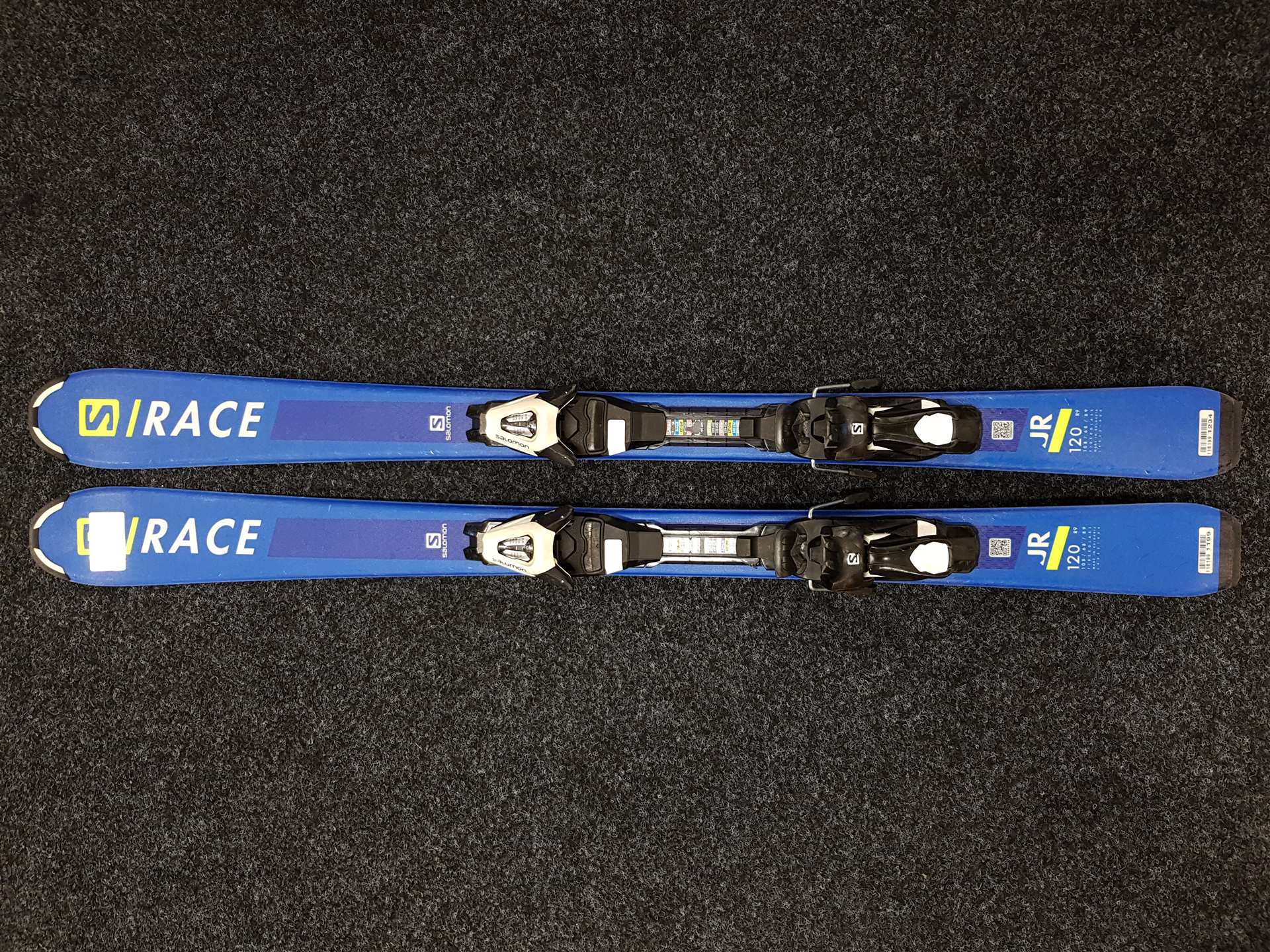 Použité lyže Salomon Race JR + viazanie Salomon 5