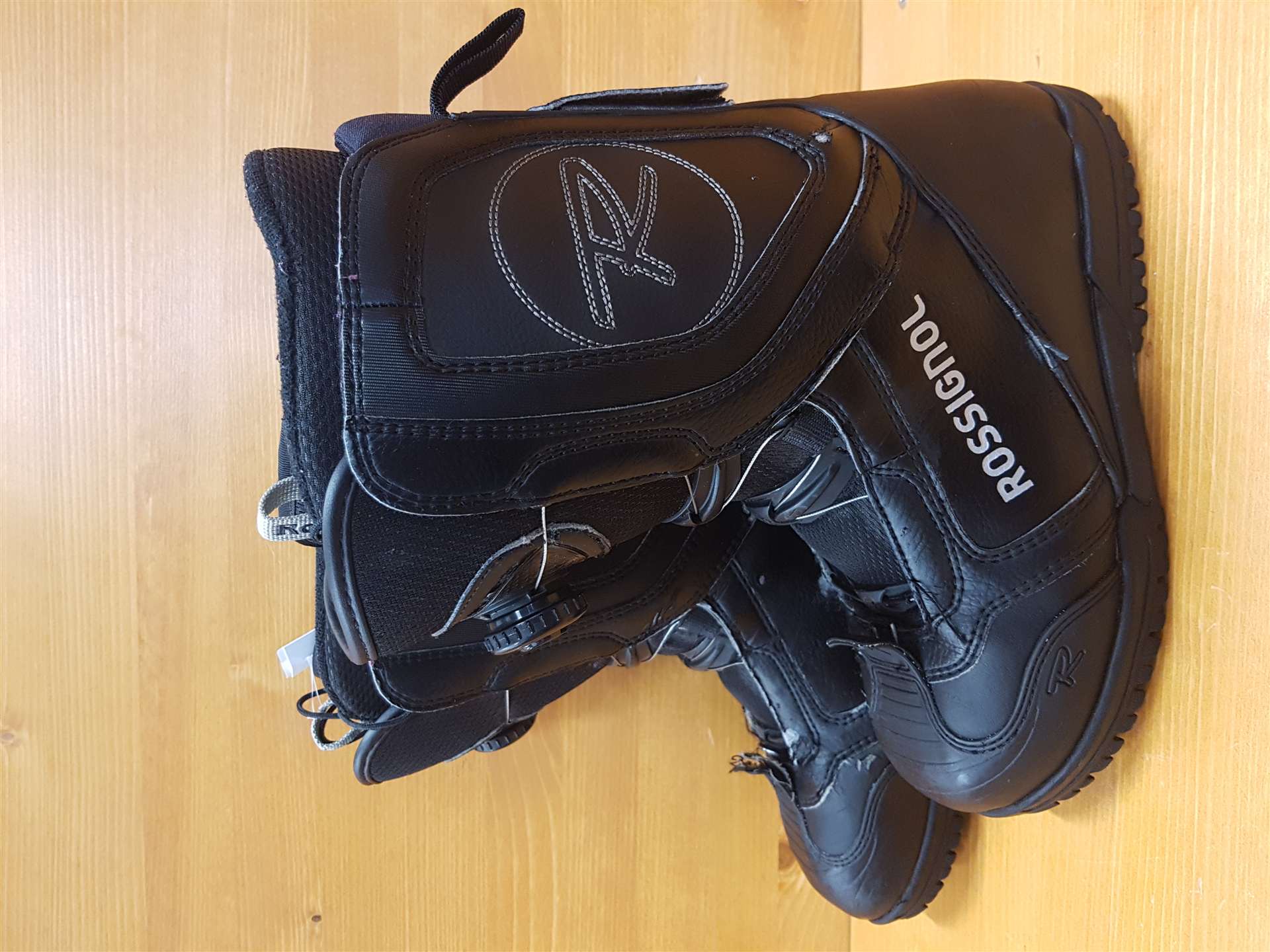 Použité snowboardové topánky ROSSIGNOL