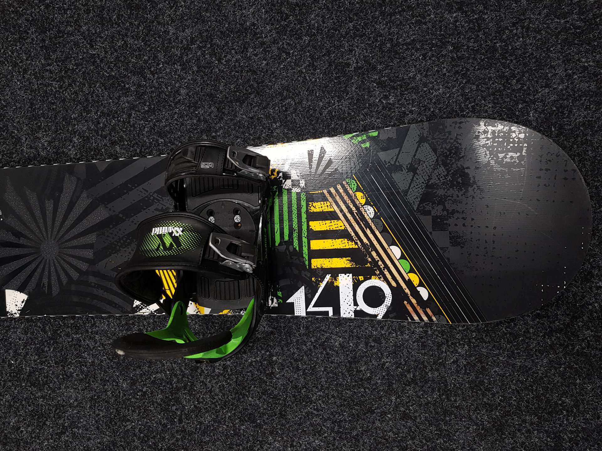 Použitý snowboard VOLKL Dish + viazanie Volkl veľkosť M