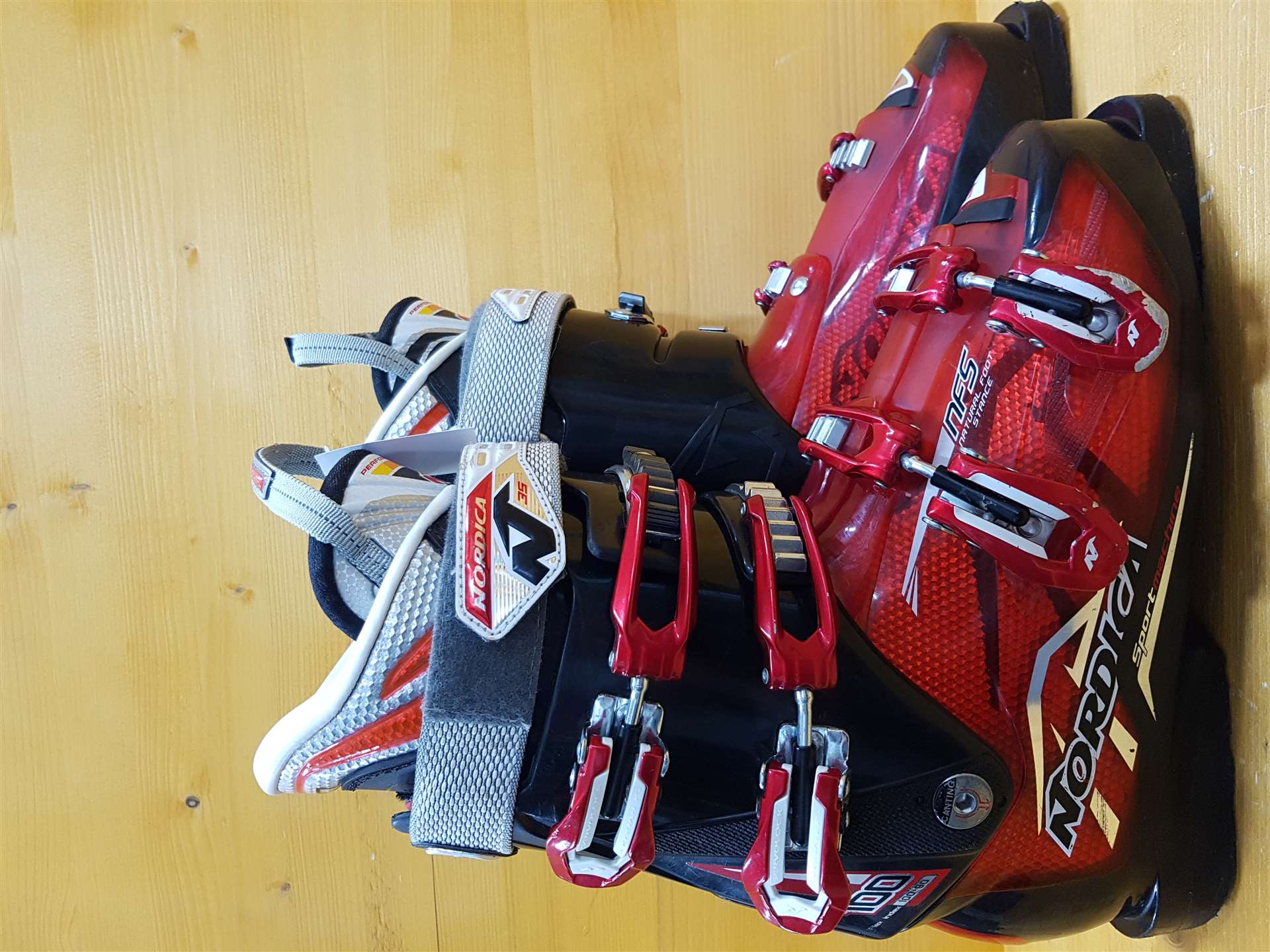 Použité lyžiarky Nordica Sport Machine 100