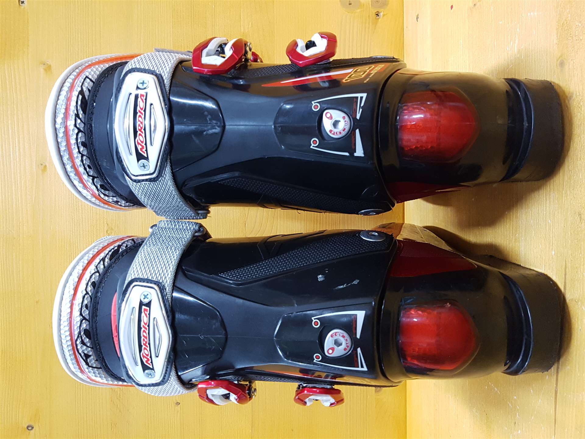 Použité lyžiarky Nordica Sport Machine 100