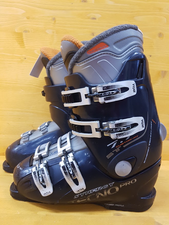 Gebrauchte Tecnopro Synergy 7.7 Skischuhe