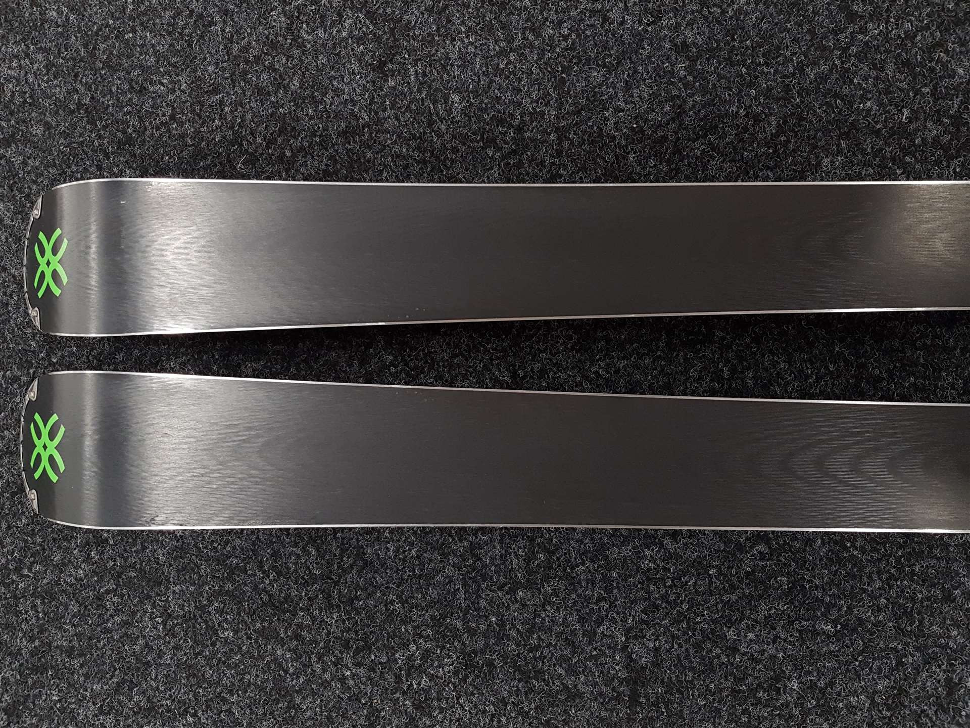 Použité lyže AUGMENT All Mountain 77 Ti.Carbon + viazanie Look NX 12.0