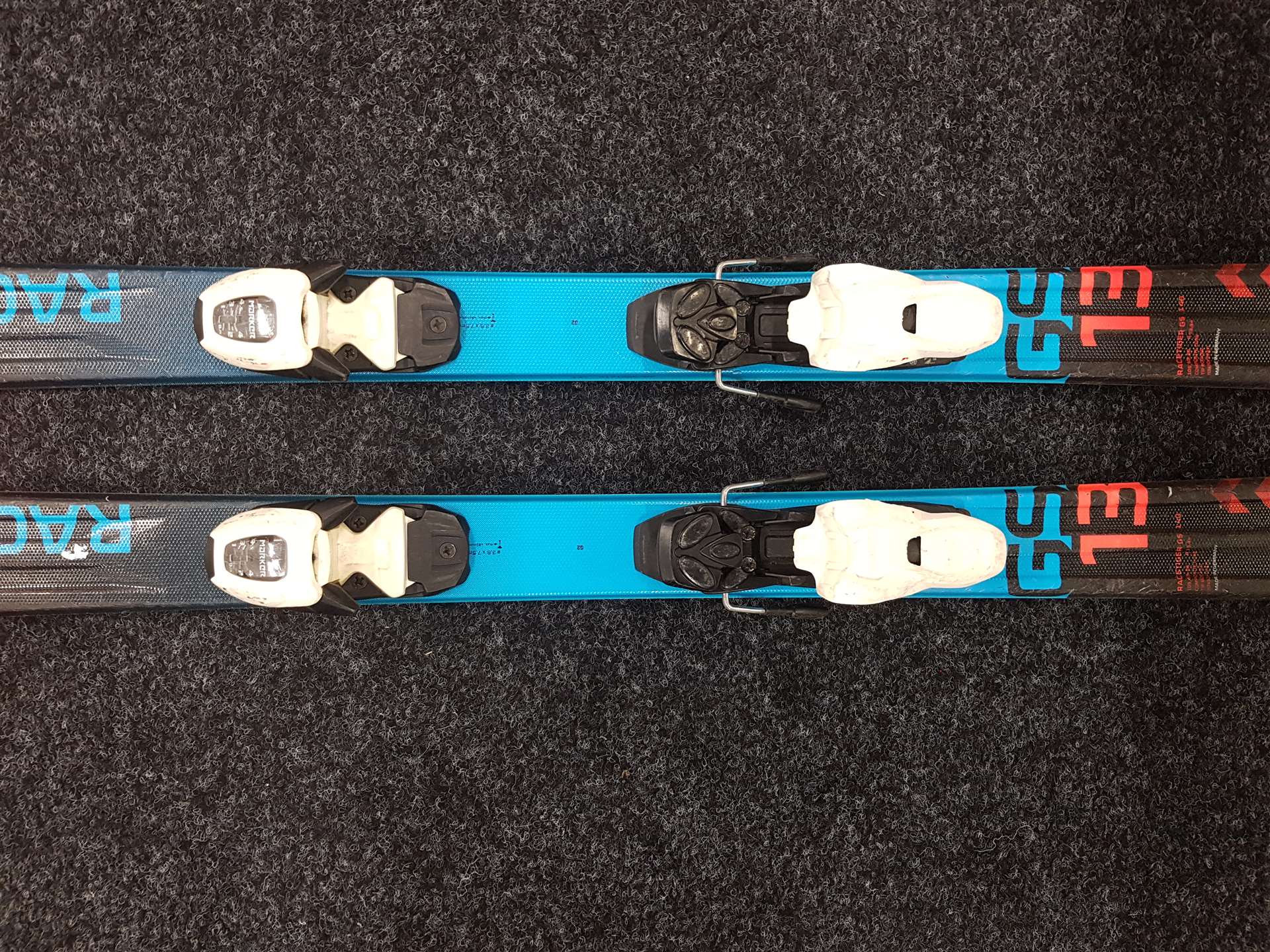 Použité lyže VOLKL Racetiger + viazanie Marker4,5