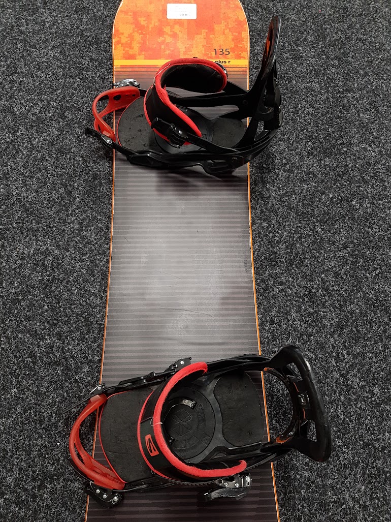 Použitý snowboard Elan Explore Plus R + viazanie Salomon veľkost M