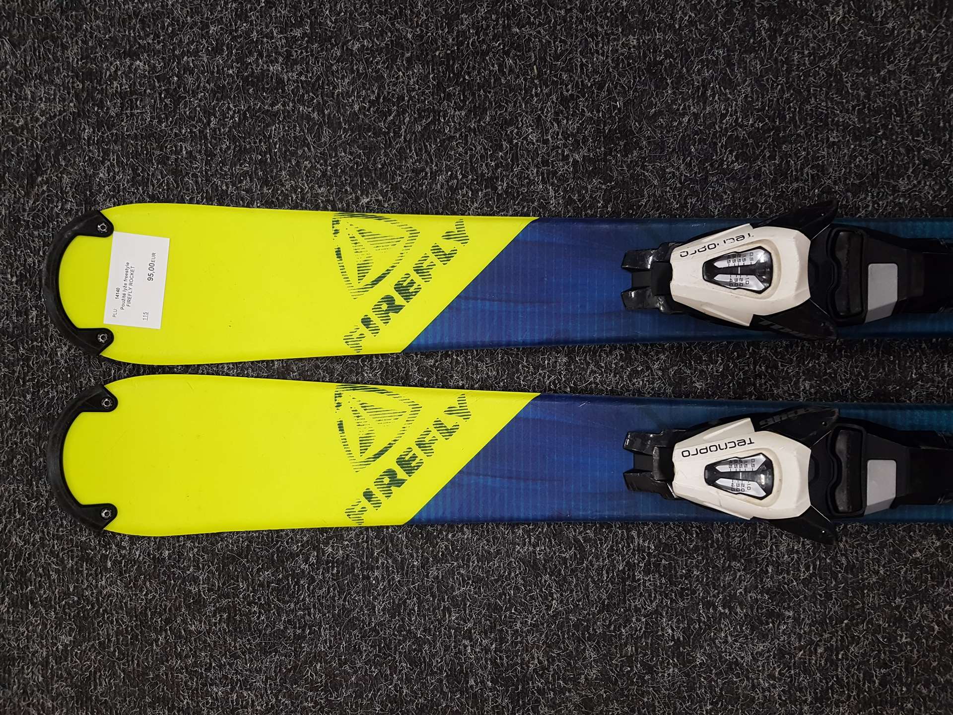 Použité lyže freestyle FIREFLY ROCKET