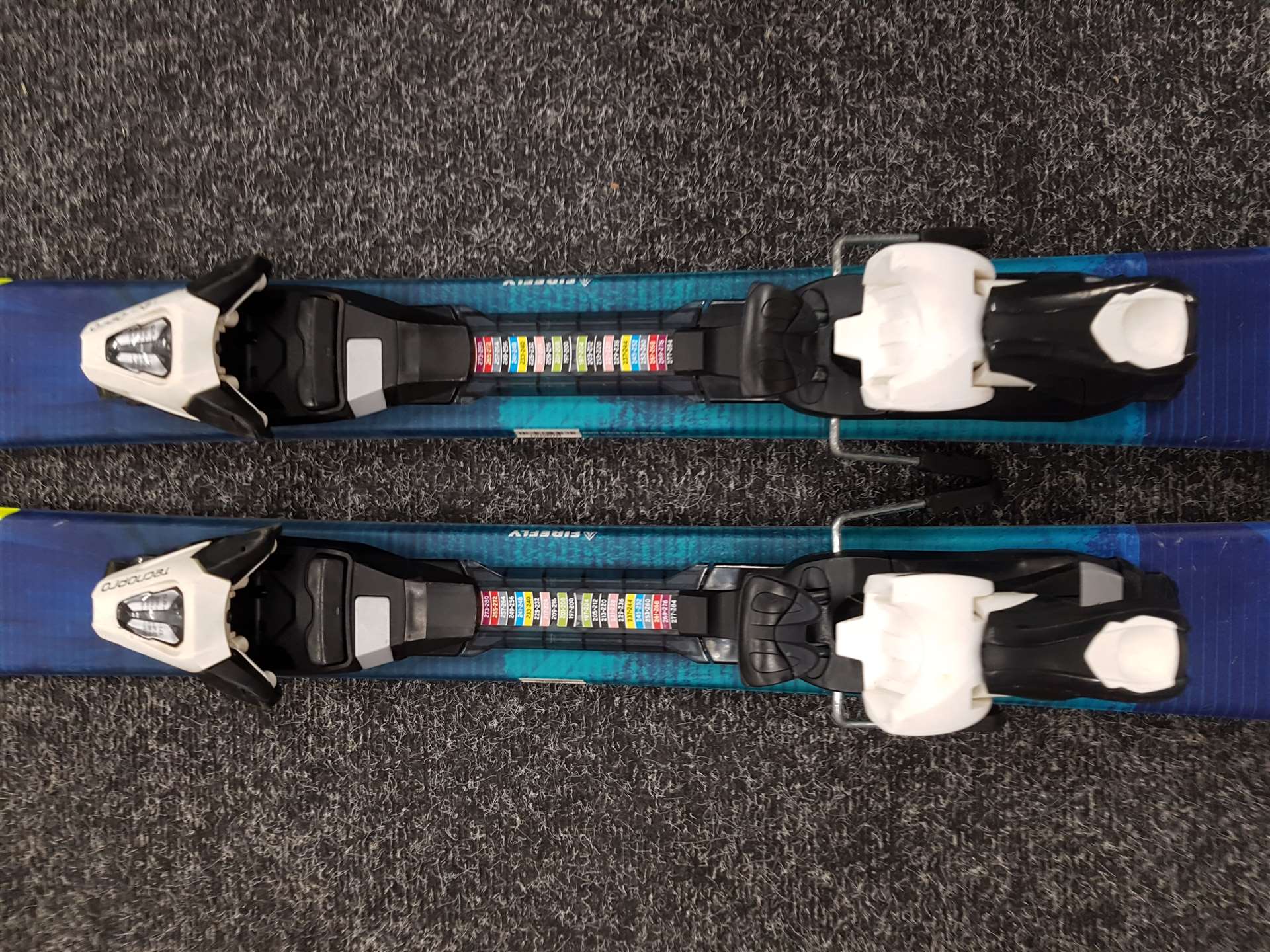 Použité lyže freestyle FIREFLY ROCKET