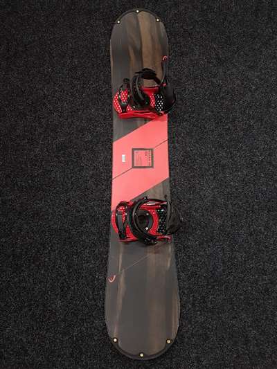 Použitý snowboard HEAD Rocka 4D + viazanie Burton veľkosť M