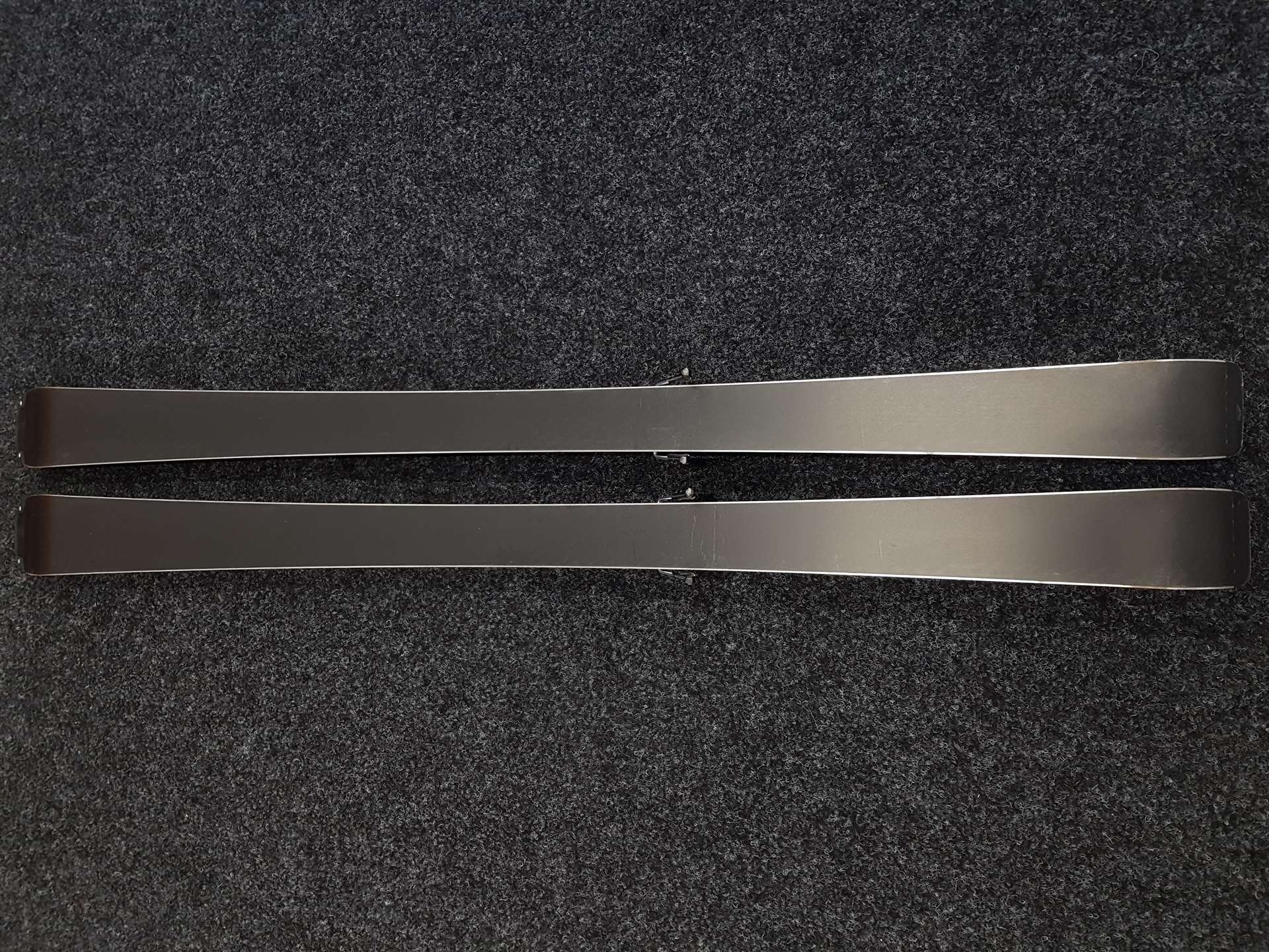 Použité lyže VOLKL Racetiger SL  + viazanie Marker 7.0