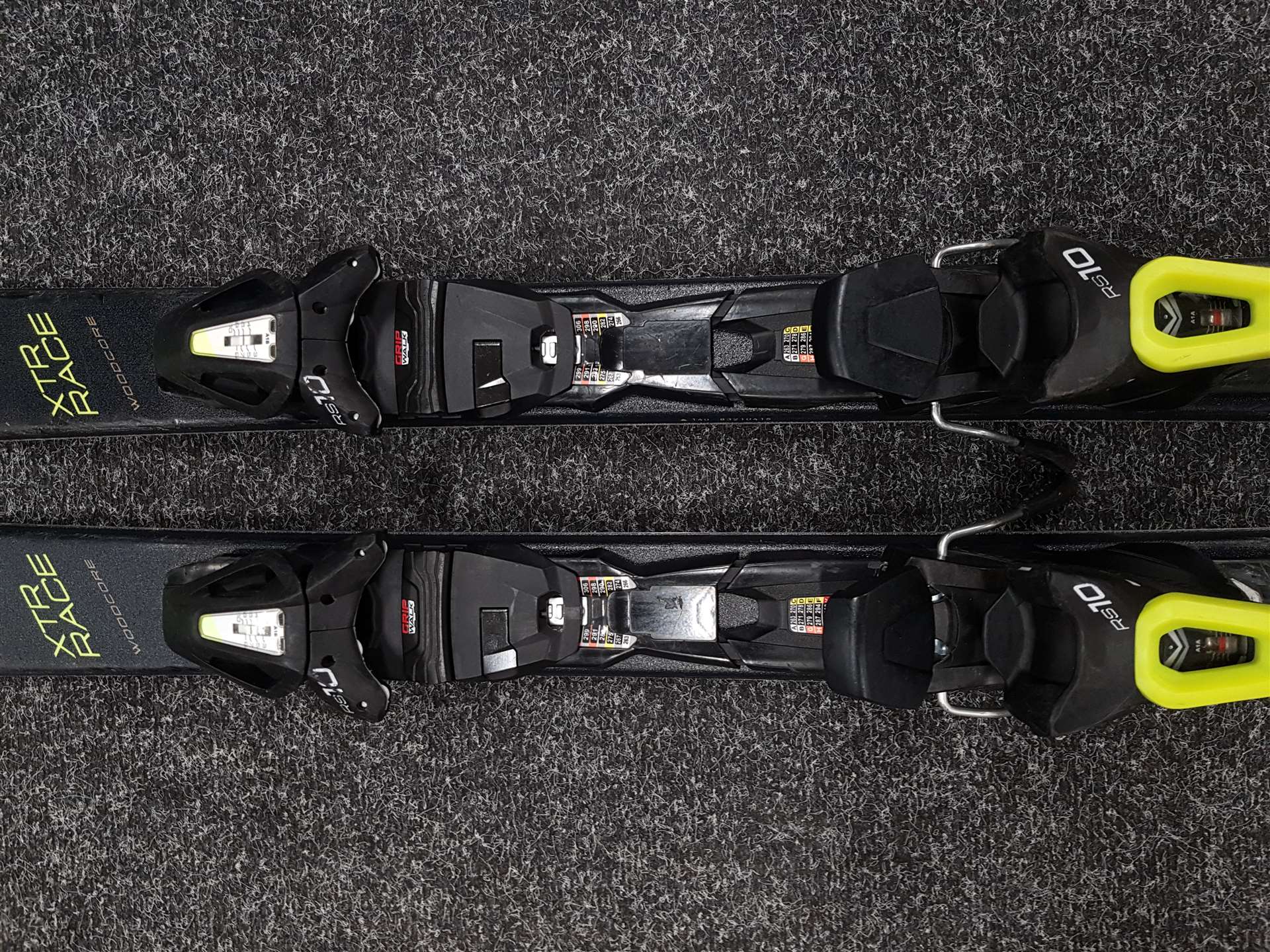 Bazárové lyže Fischer XTR Race