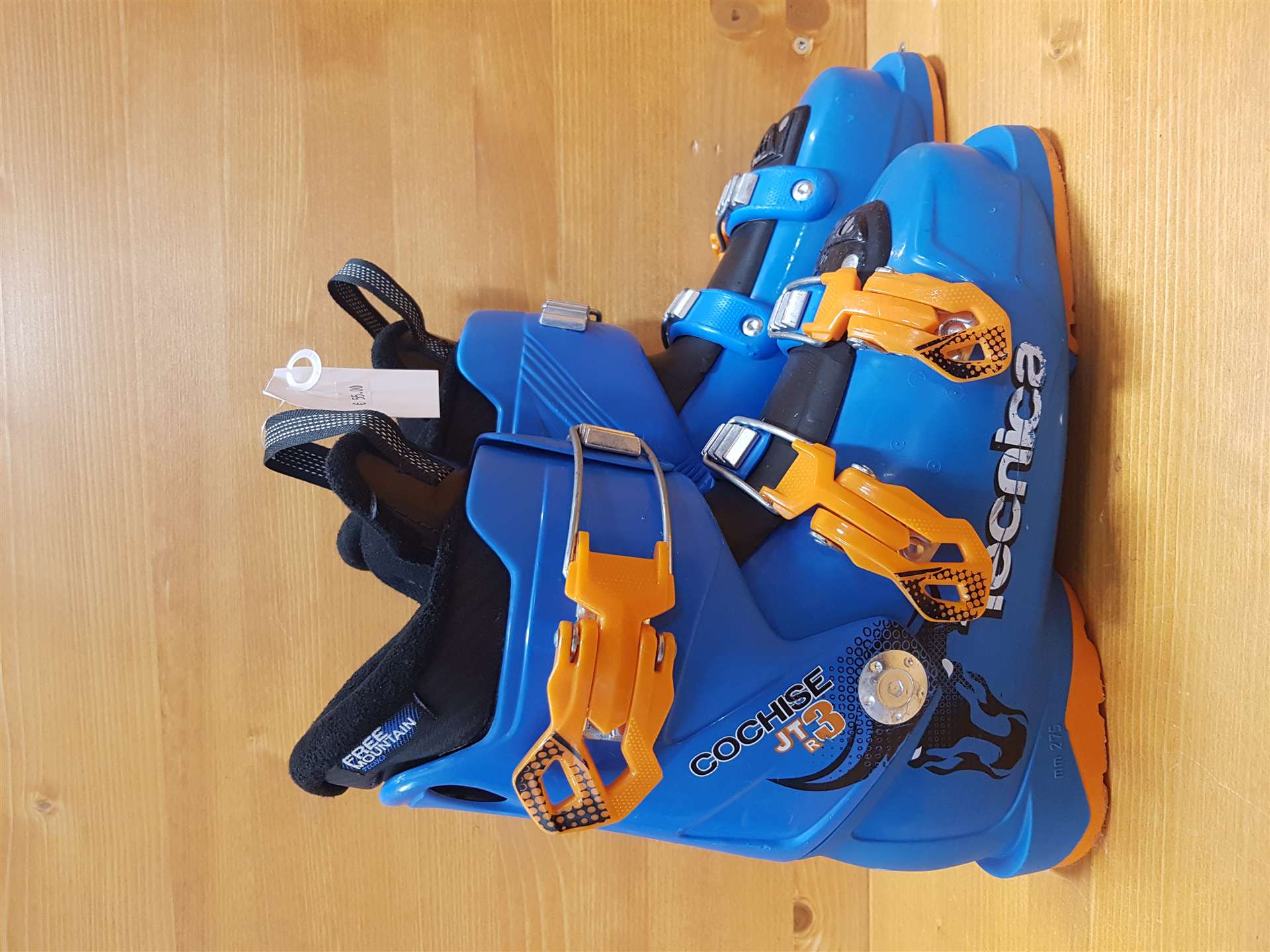Použité lyžiarky TECNICA Cochise JT3 R