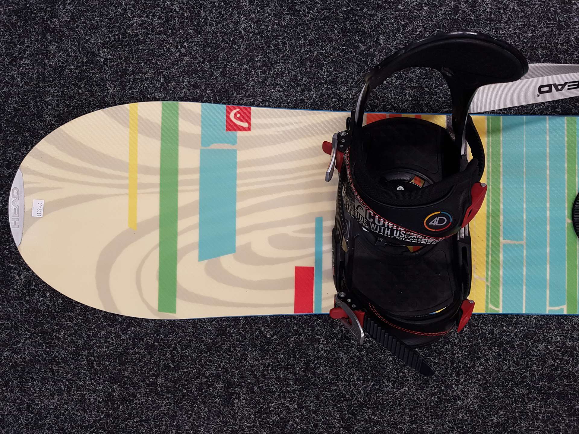 Použitý snowboard Head + viazanie Head veľkost M