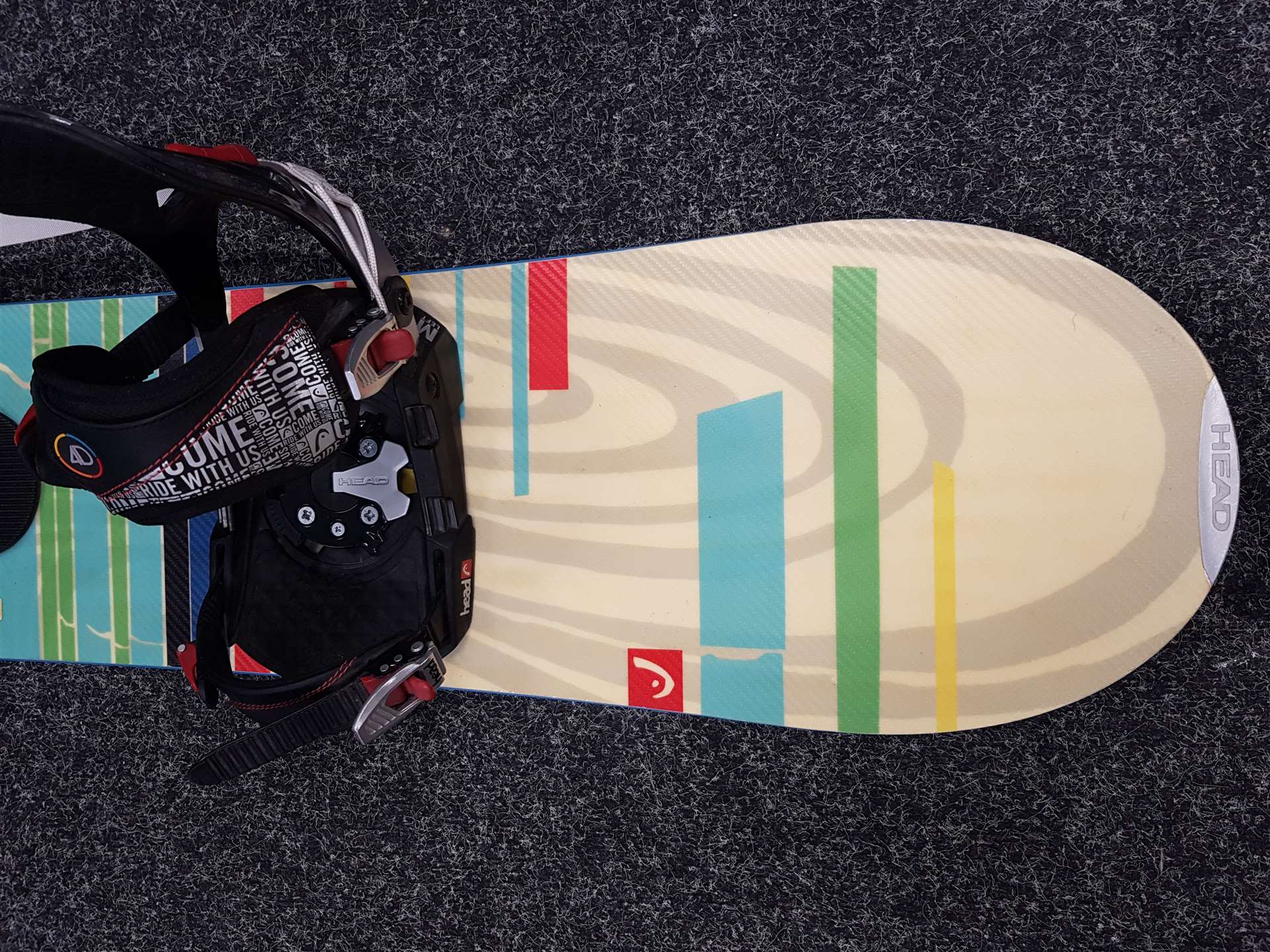 Použitý snowboard Head + viazanie Head veľkost M
