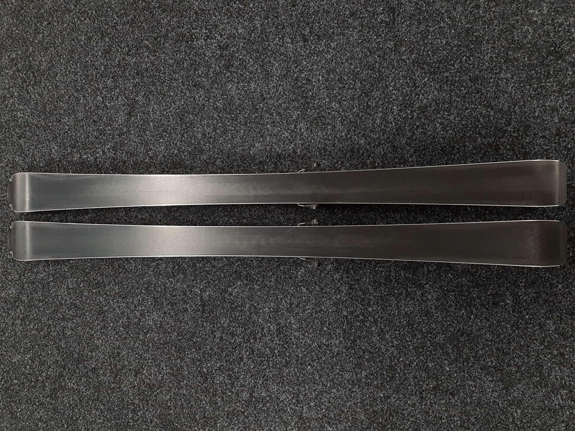 Použité lyže VOLKL Racetiger GS + viazanie Marker 4,5