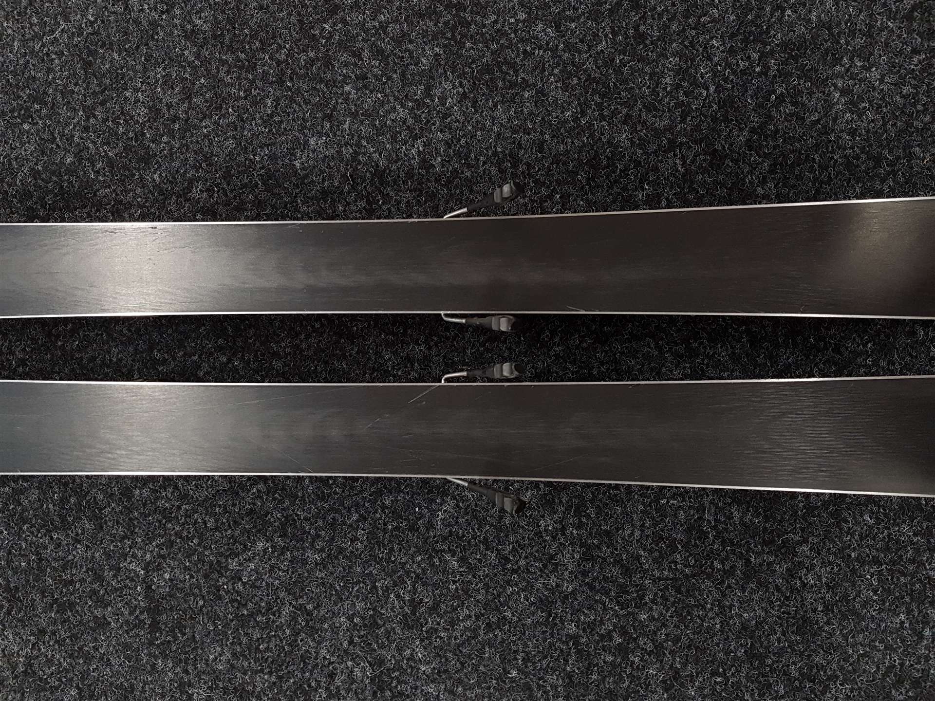 Použité lyže VOLKL Racetiger GS + viazanie Marker 4,5