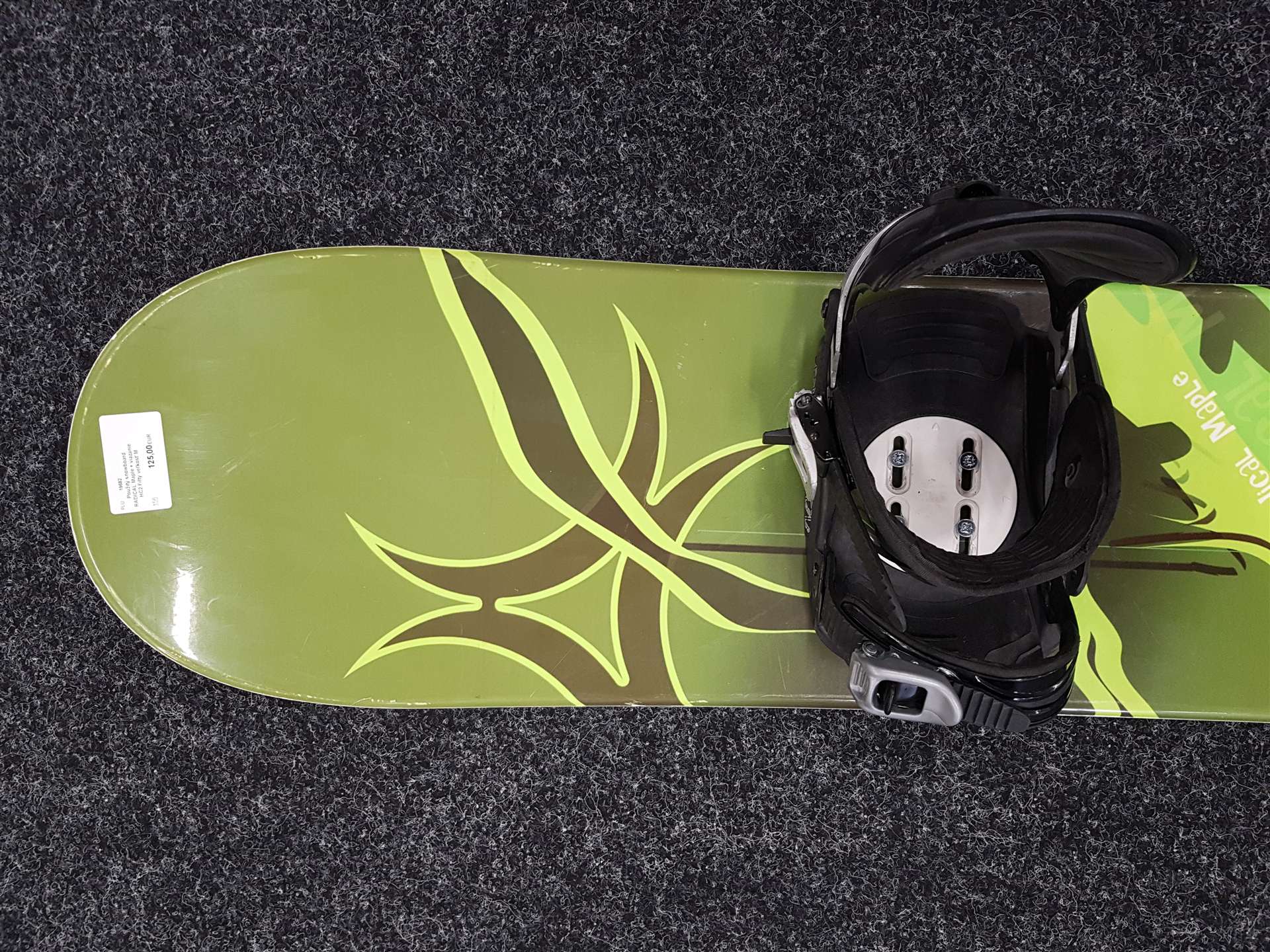 Použitý snowboard RADICAL Maple + viazanie  HC2 Fifty veľkosť M