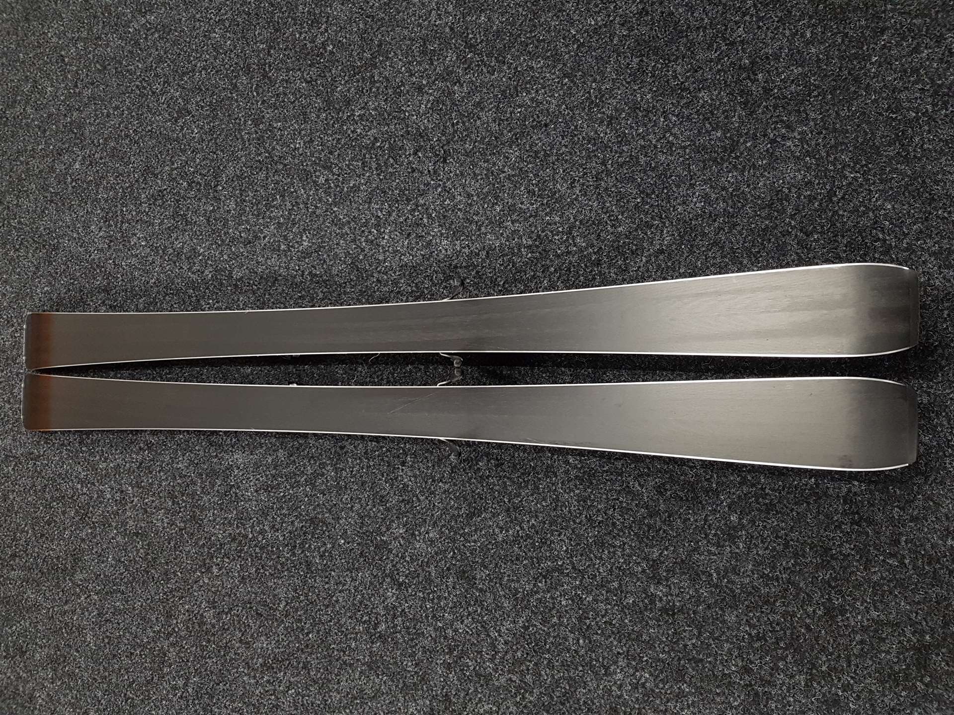 Použité lyže FISCHER RC ONE + viazanie Fischer RS 10