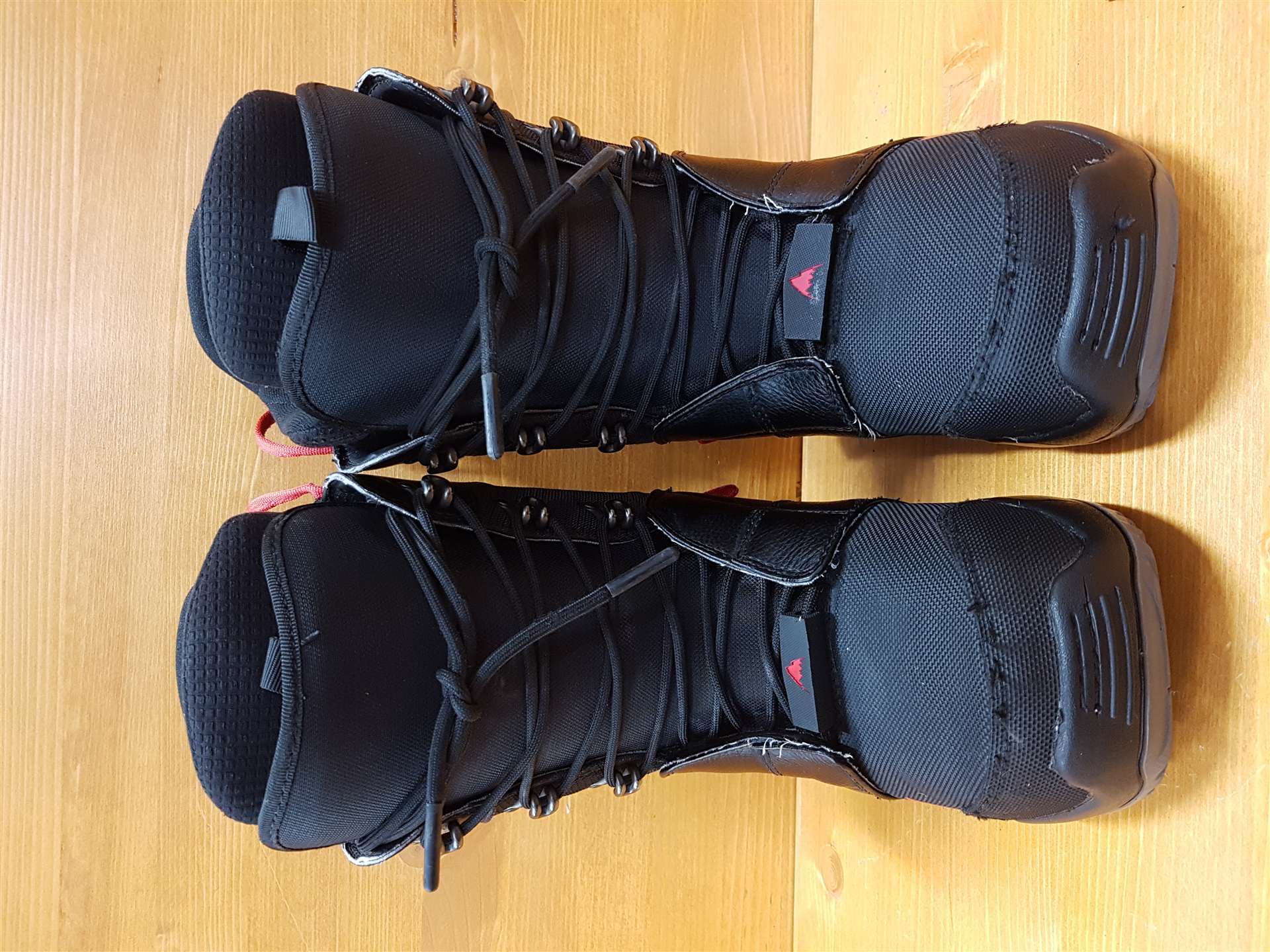 Použité snowboardové topánky BURTON Progression M