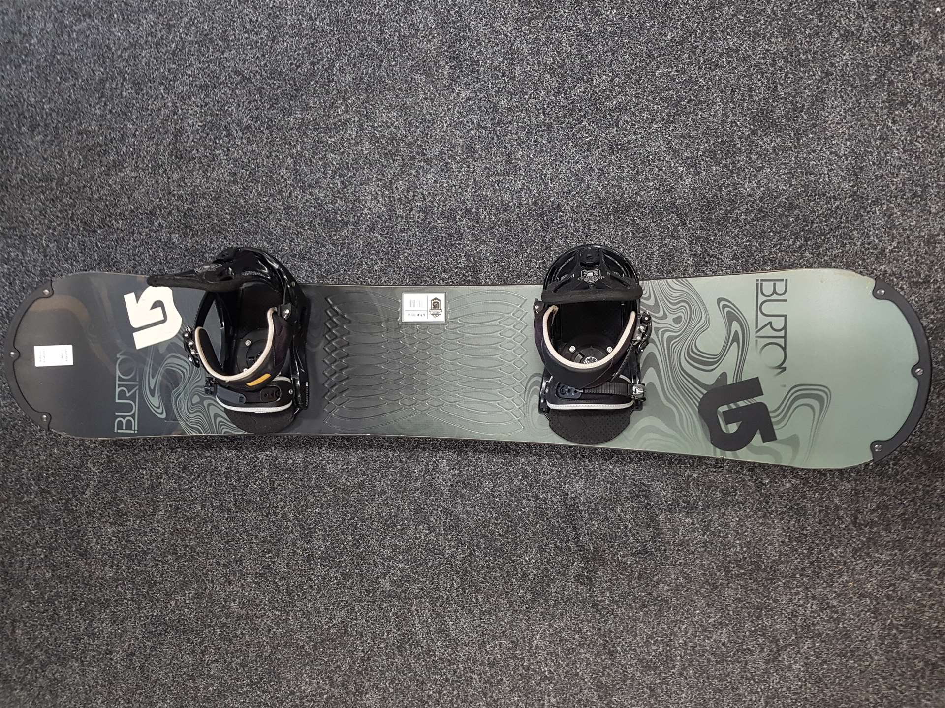 Použitý snowboard Burton s vázáním Burton M/L