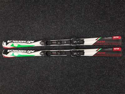 Použité lyže NORDICA Transfire RTX + viazanie Nordica ADV 10