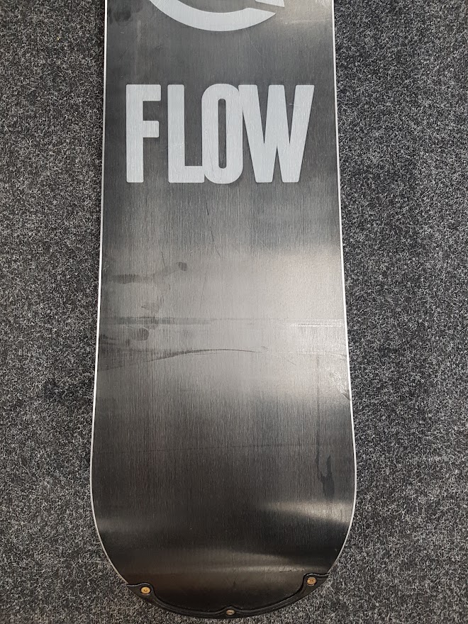 Použitý snowboard Flow Rhytm + rychlovázání Nidecker Flow velikost M/L