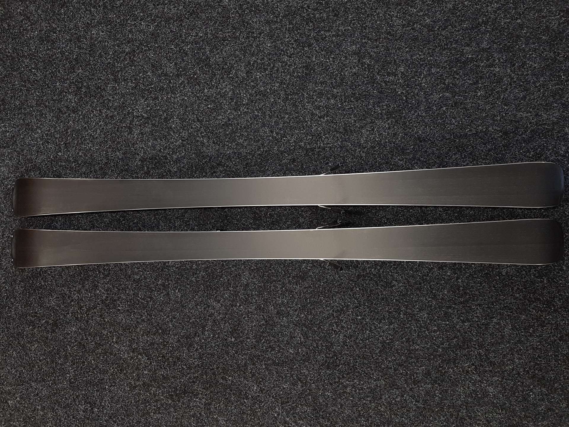 Použité lyže VOLKL RTM 7.4 + viazanie Fischer RS10