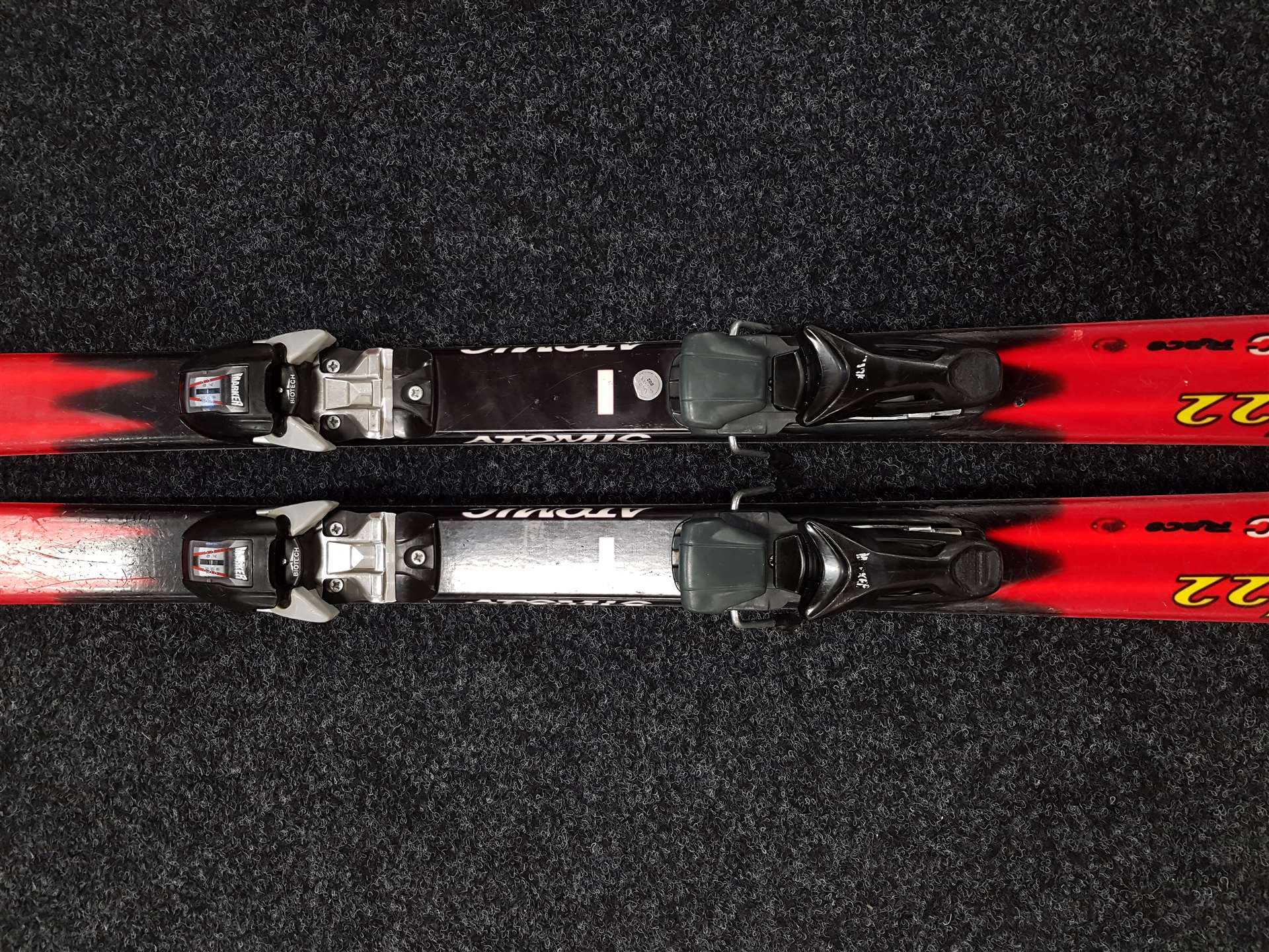 Použité lyže Atomic PRO race 7'22 + viazanie Marker M3