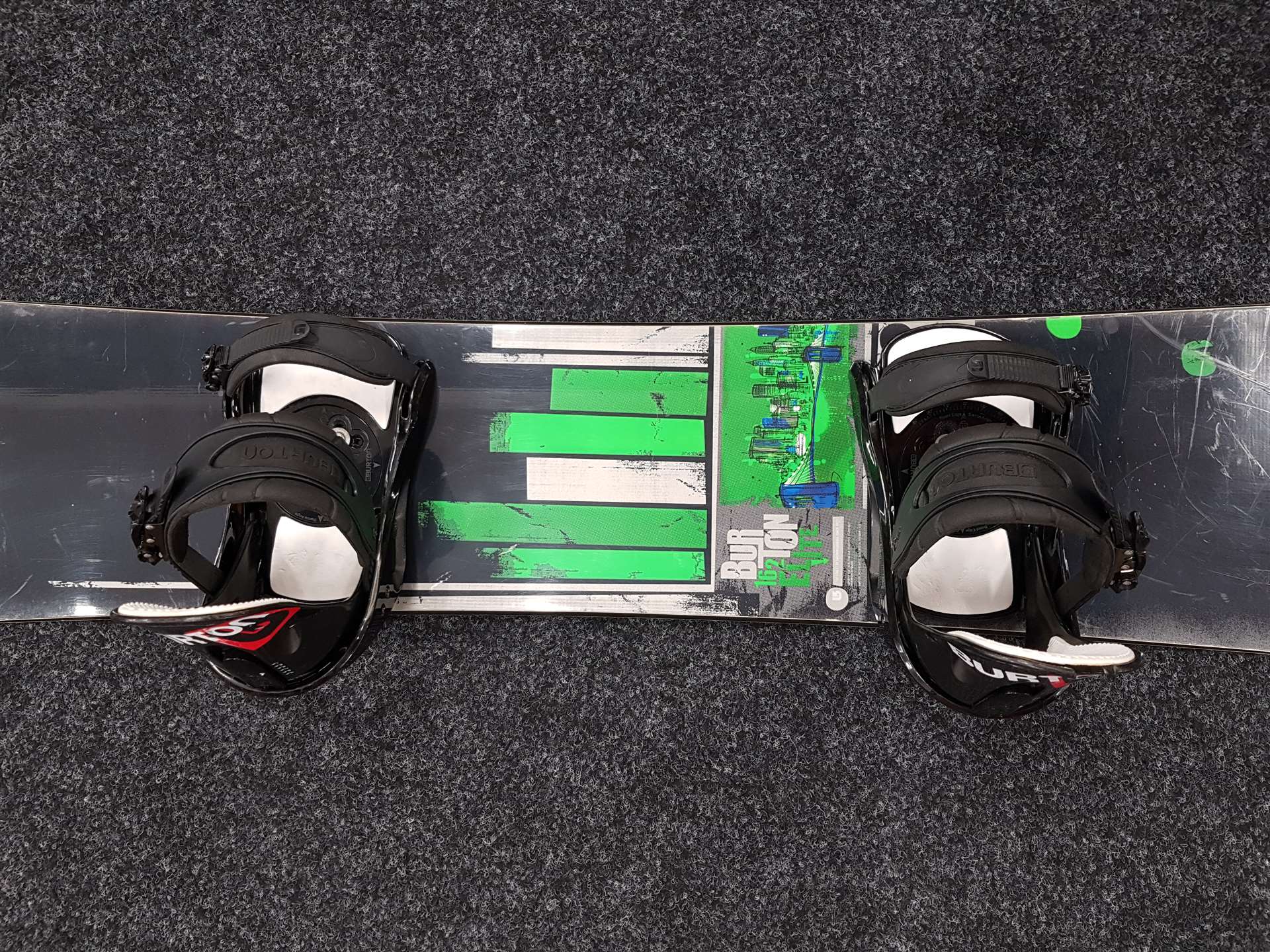 Použitý snowboard BURTON Elite + viazanie Burton veľkosť L