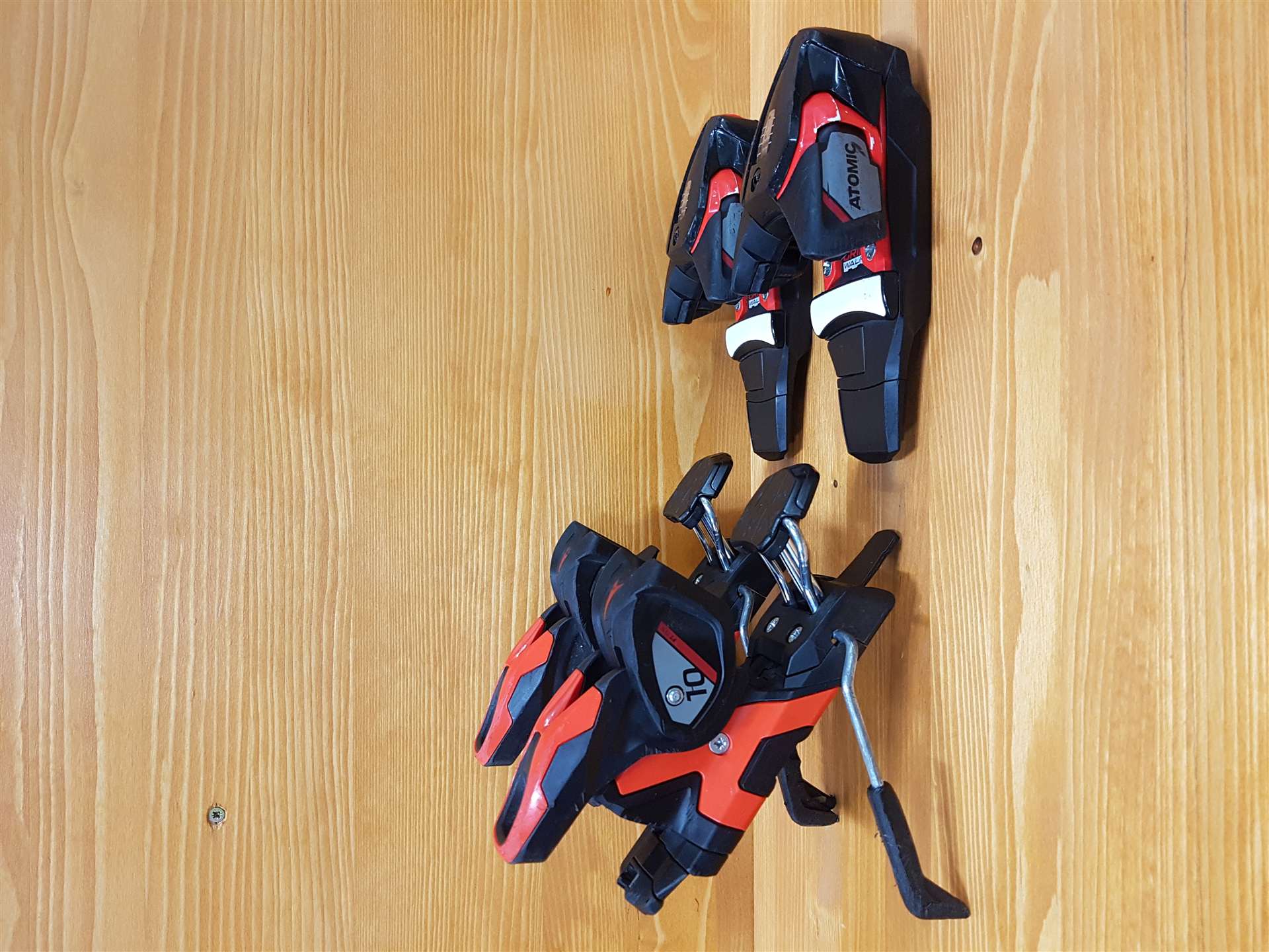 Použité viazanie Atomic FT 10 (10 DIN)