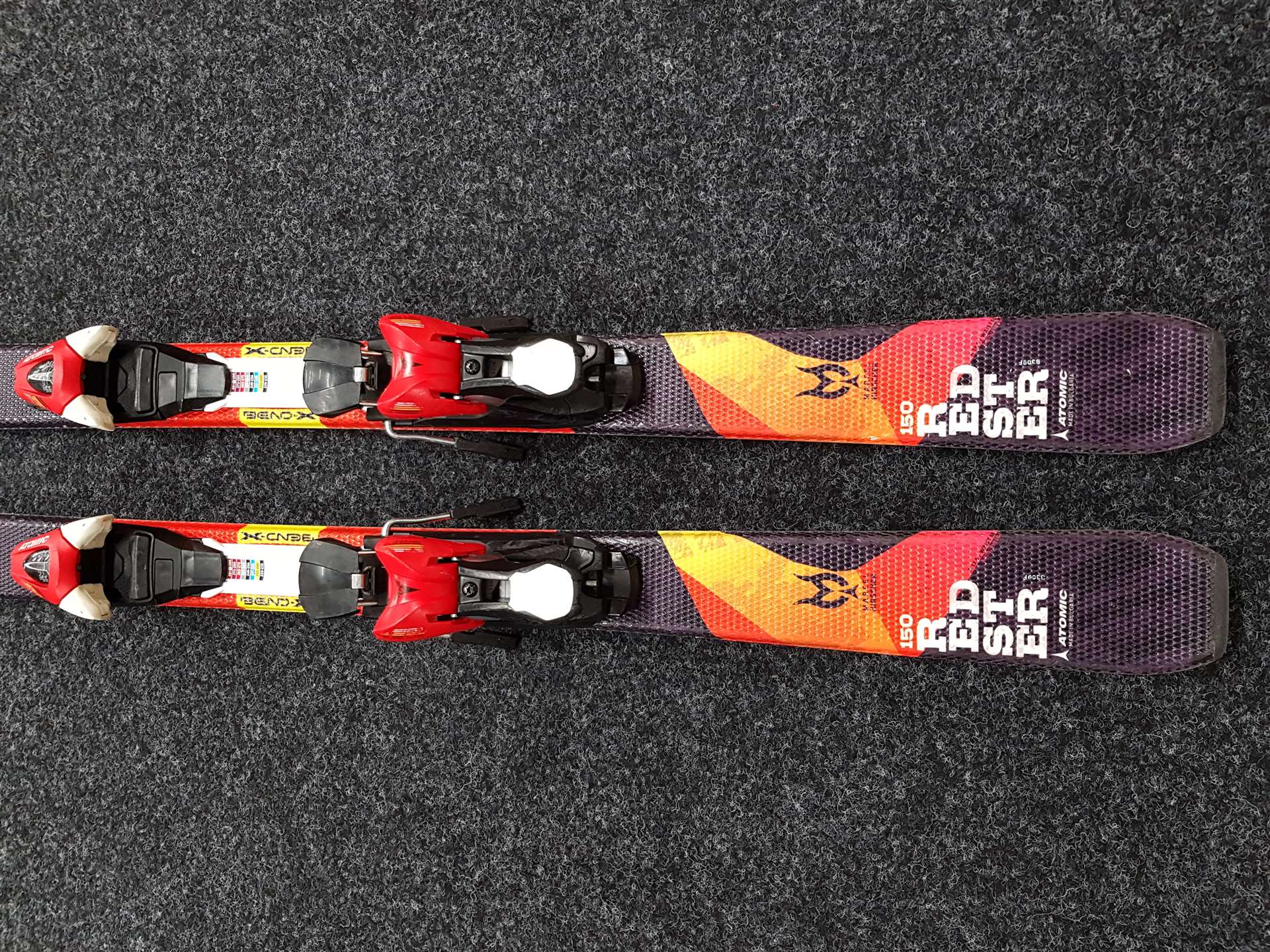 Použité lyže ATOMIC Redster Bend-X + viazanie Atomic XTE 7