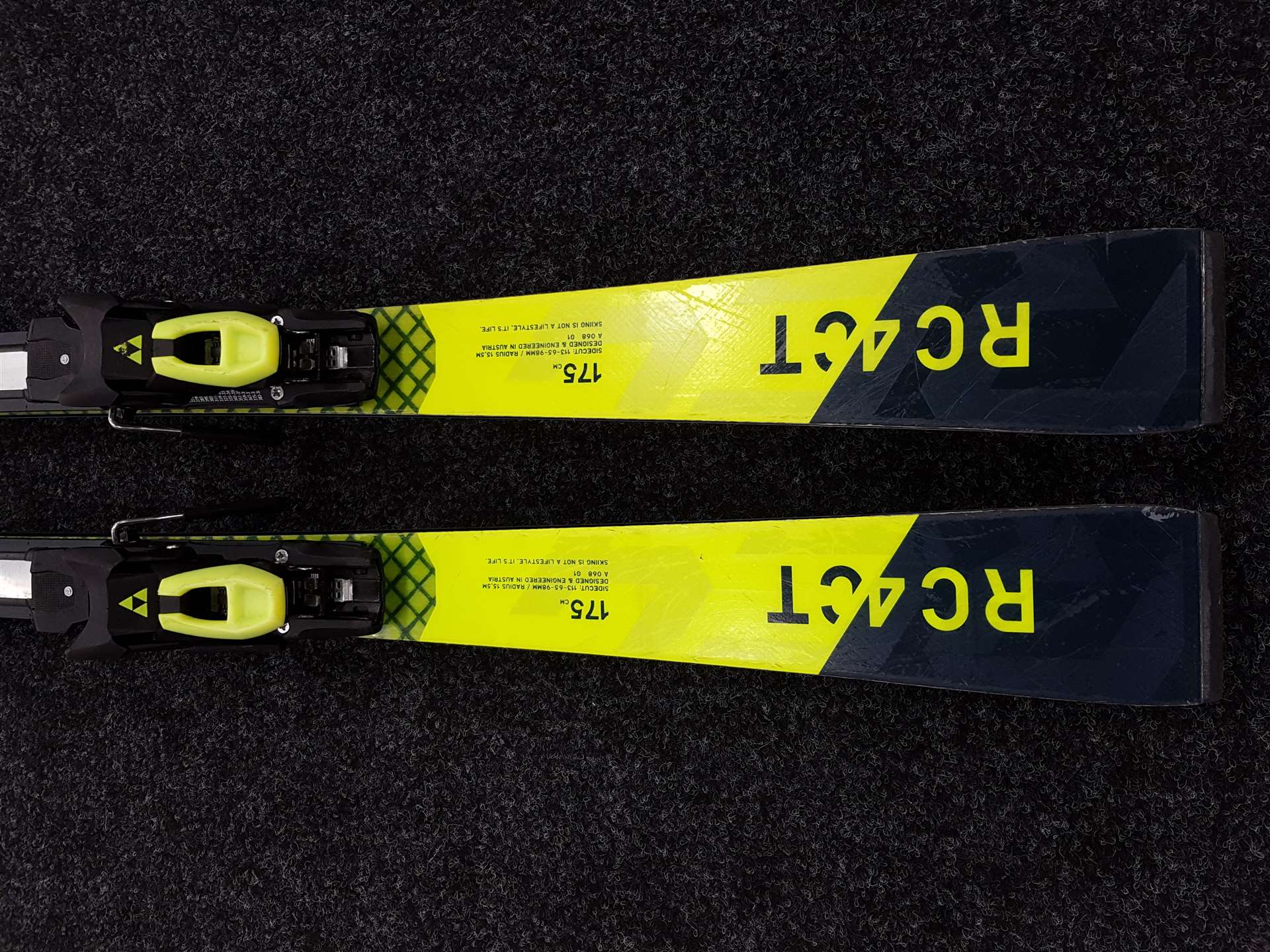 Použité lyže FISCHER RC 4 CT + viazanie Fischer Z13