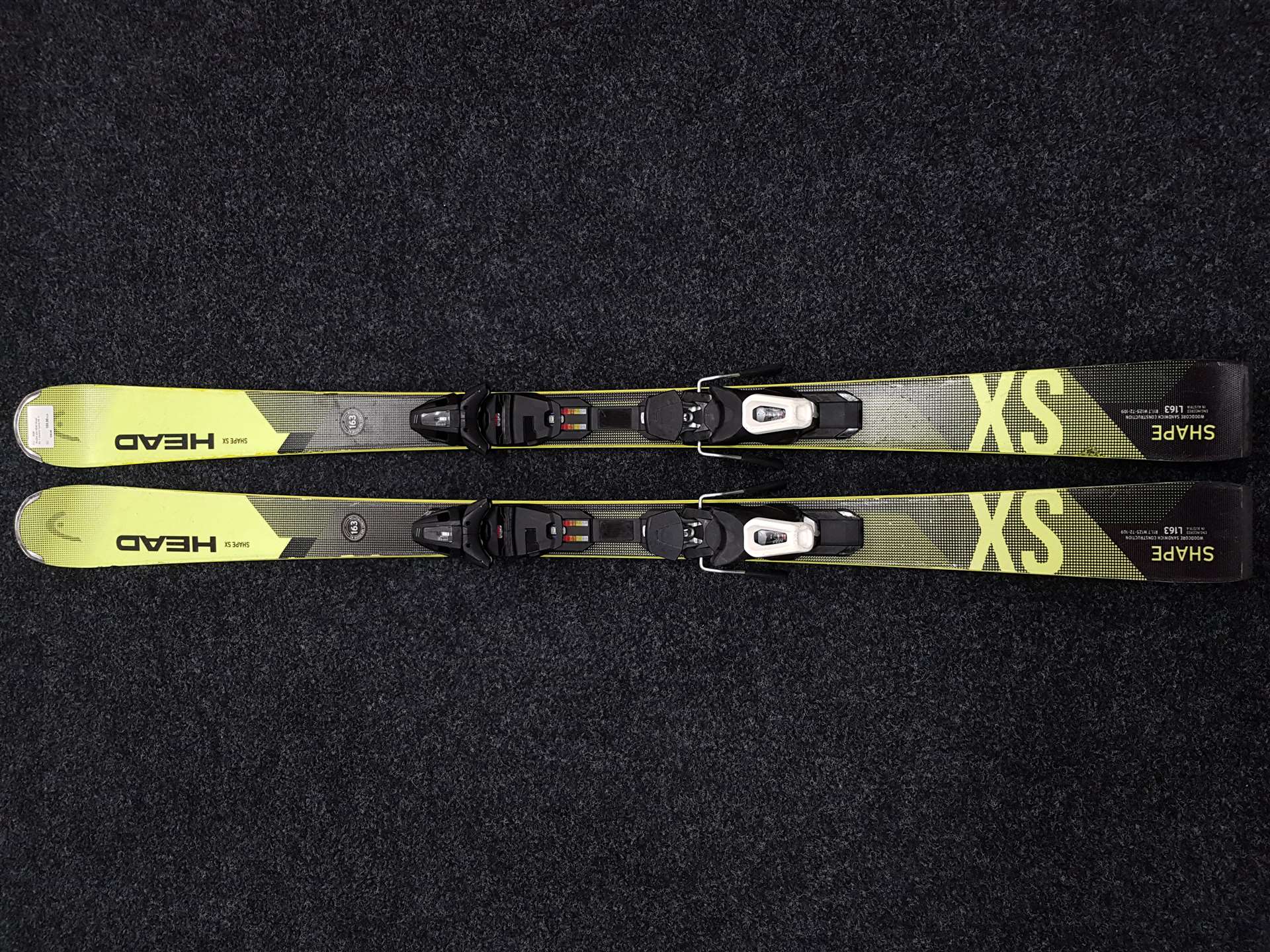 Použité lyže HEAD Shape SX  + viazanie Tyrolia PR 11