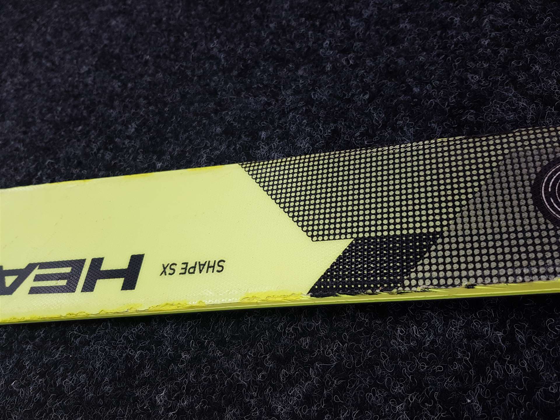 Použité lyže HEAD Shape SX  + viazanie Tyrolia PR 11
