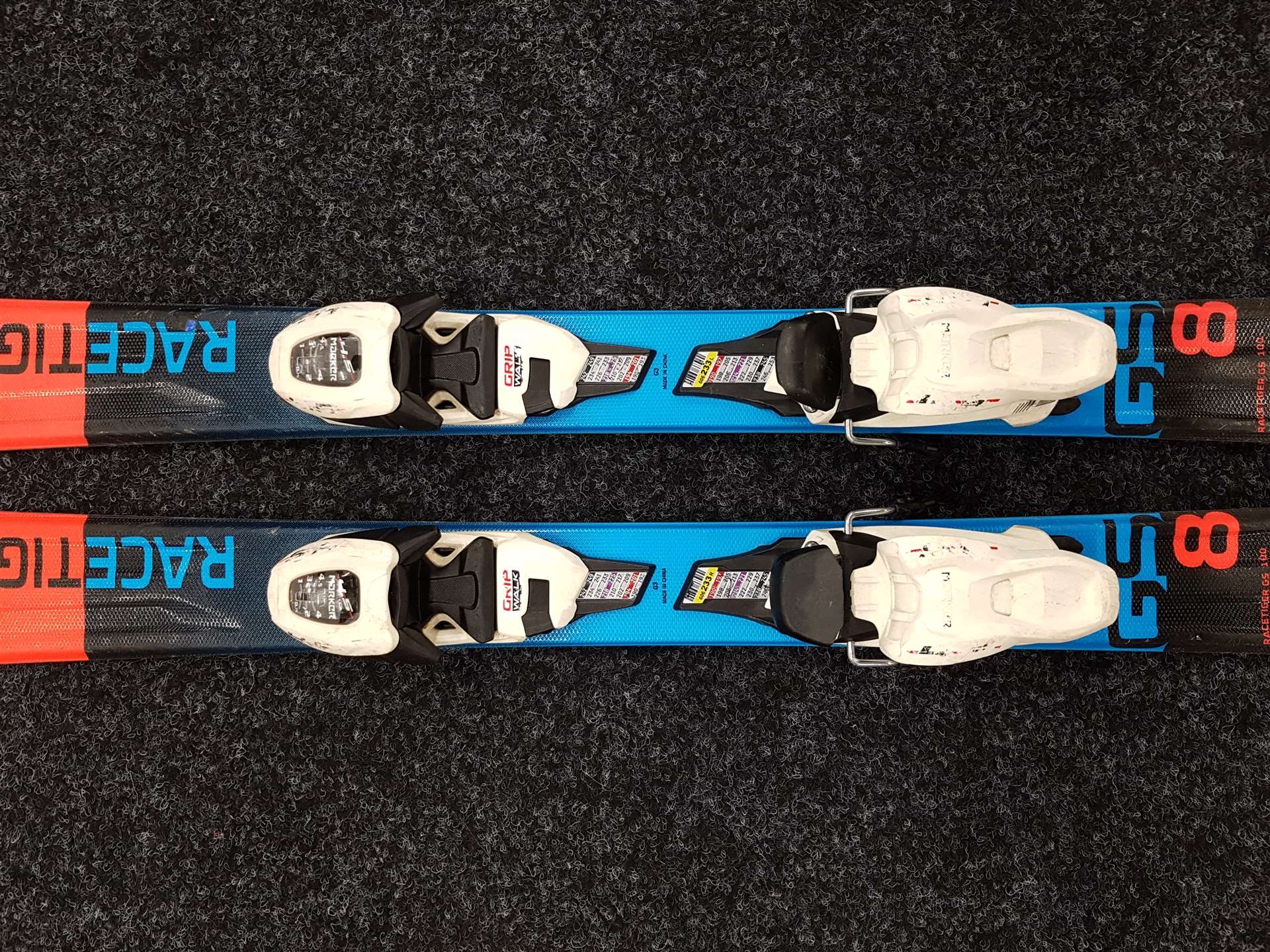 Použité lyže VOLKL Racetiger GS 8 + viazanie Marker 4,5