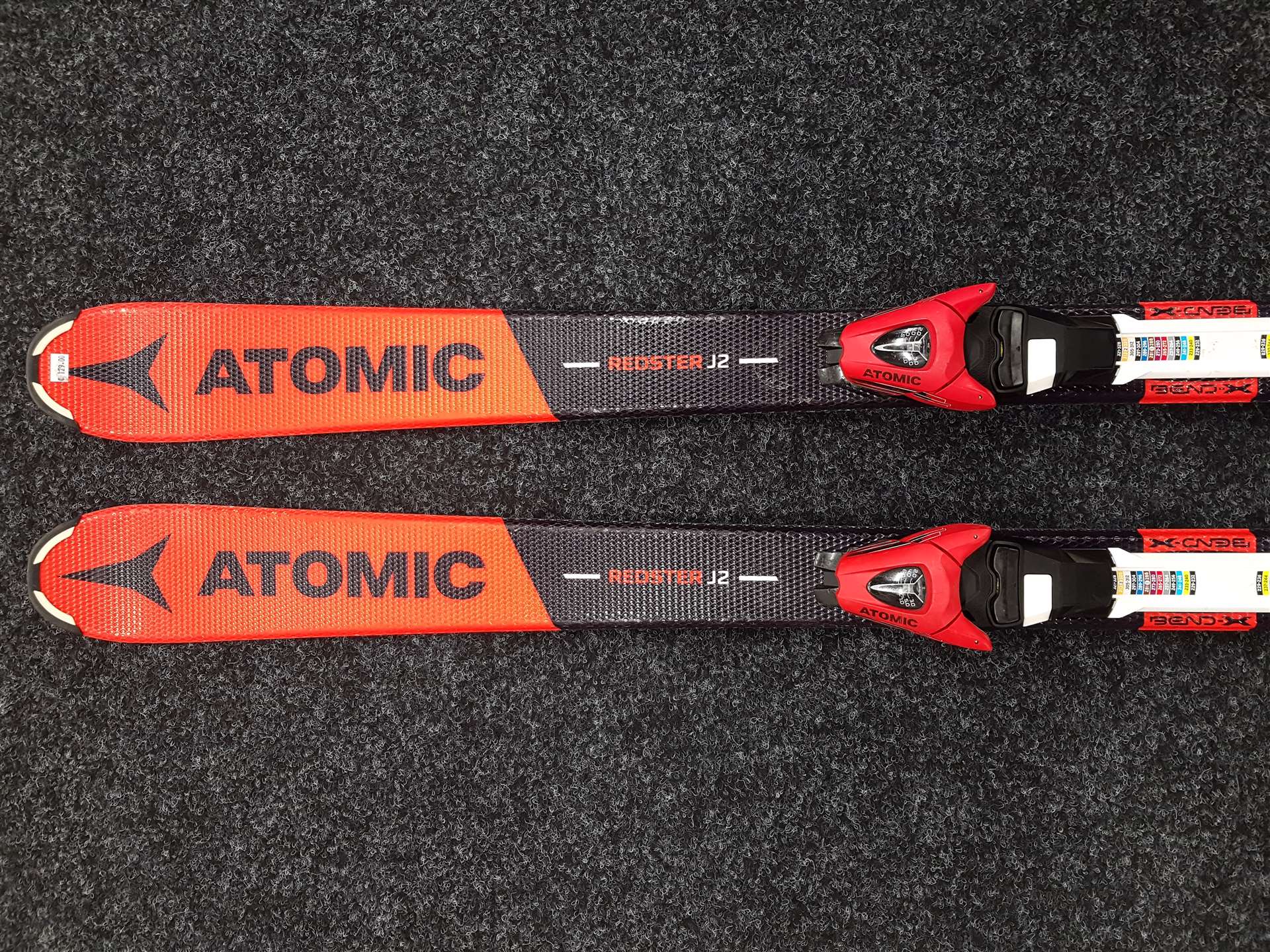 Použité lyže ATOMIC Redster J2 + viazanie Atomic L7