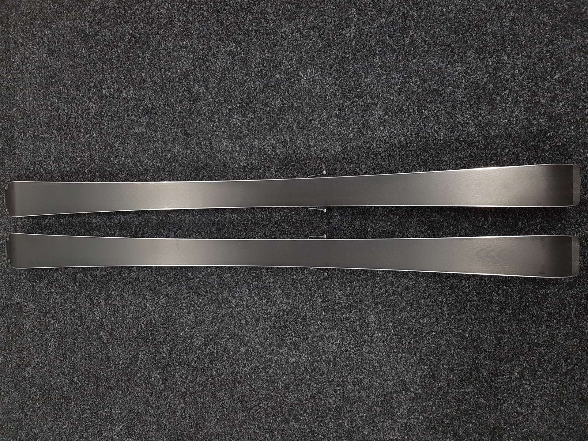 Použité lyže VOLKL Racetiger JR  + viazanie Marker 7.0