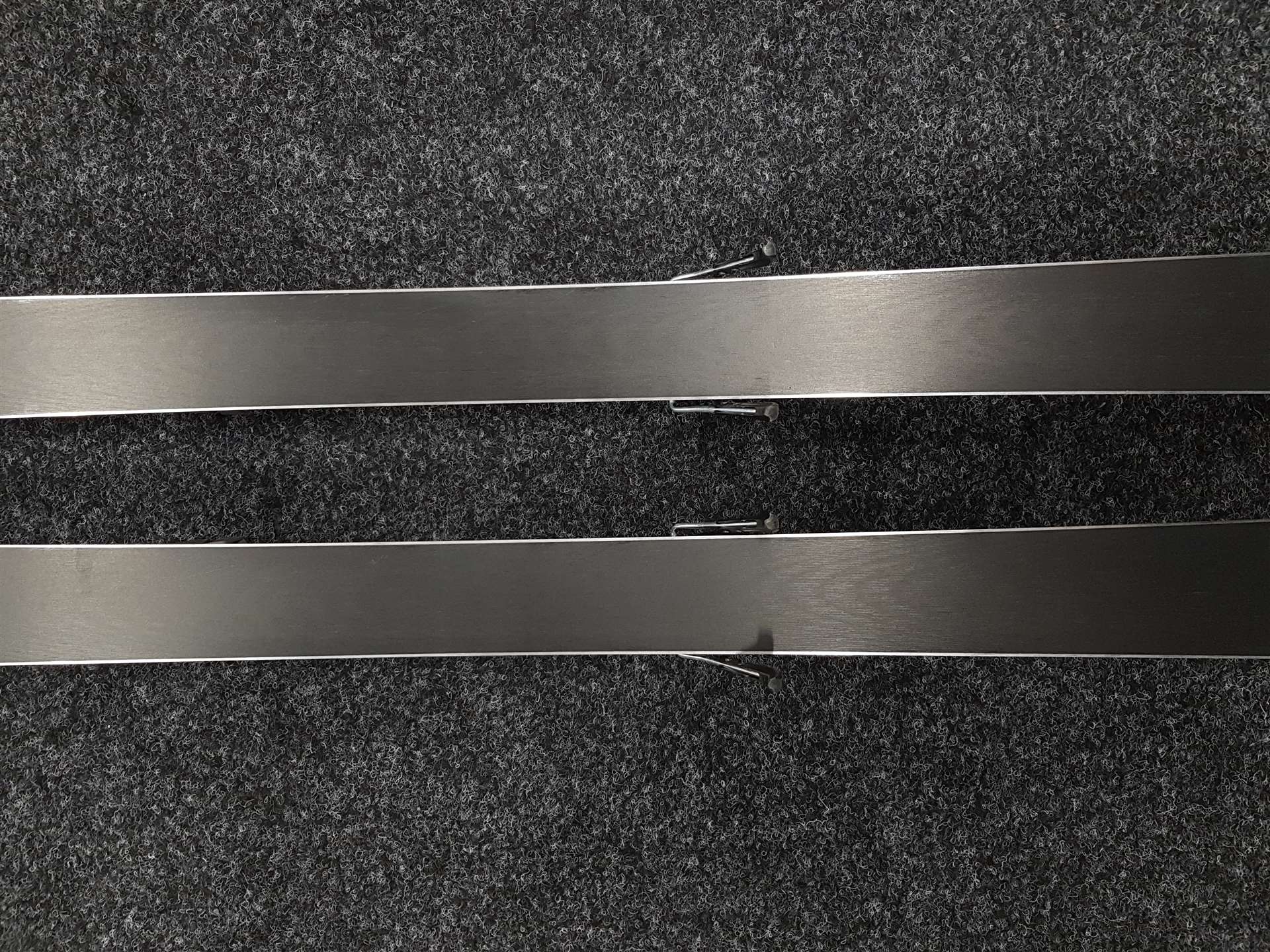 Použité lyže VOLKL Racetiger JR  + viazanie Marker 7.0