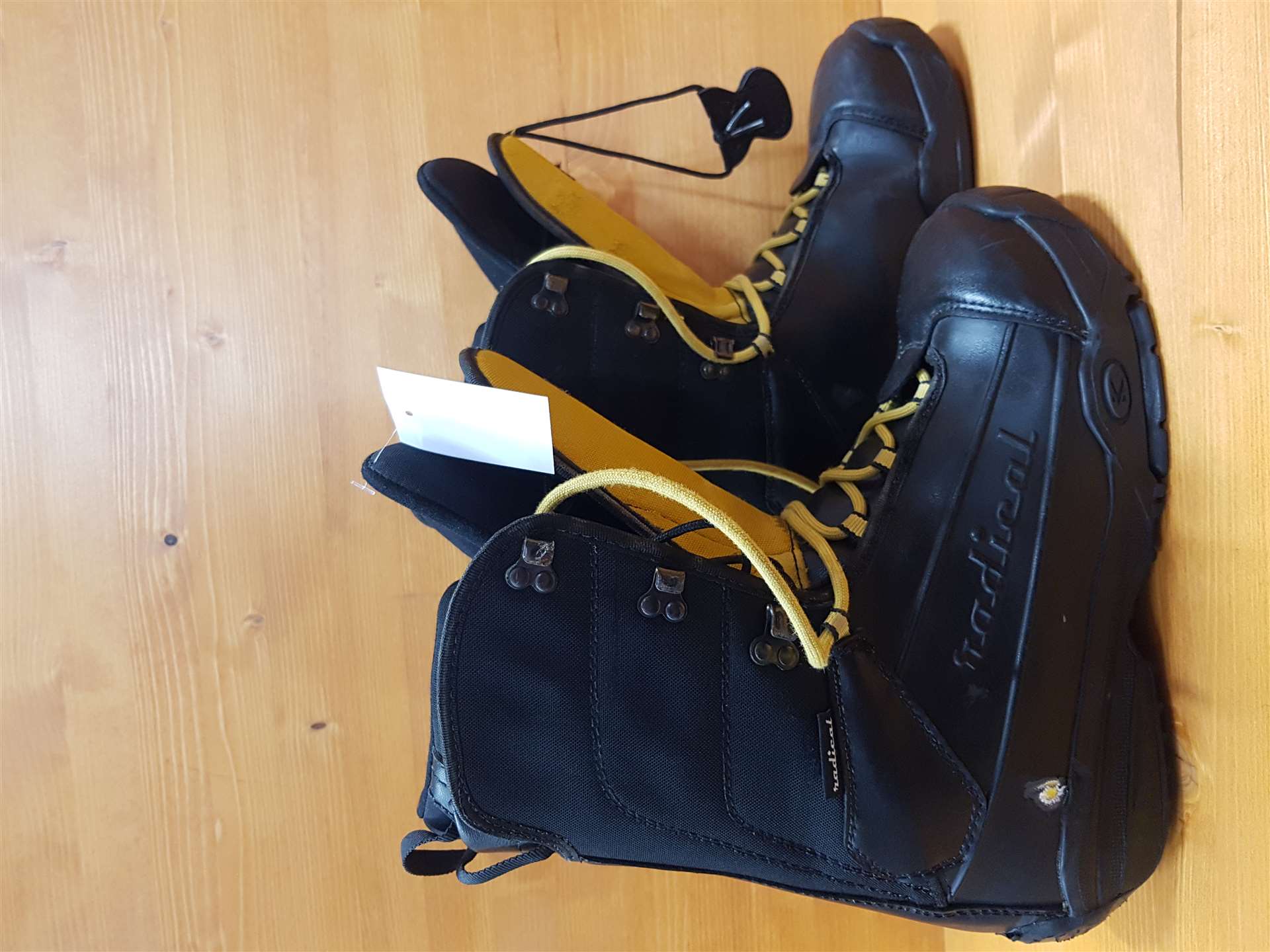 Použité snowboardové topánky RADICAL