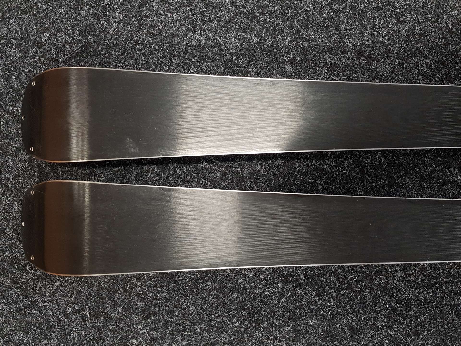 Použité lyže ROSSIGNOL PURSUIT + viazanie Rossignol 110