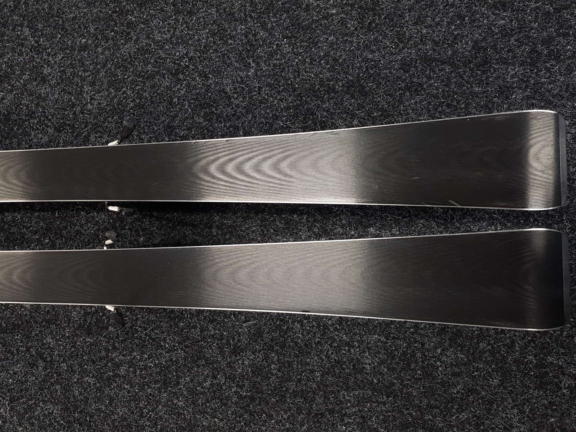 Použité lyže ROSSIGNOL PURSUIT + viazanie Rossignol 110