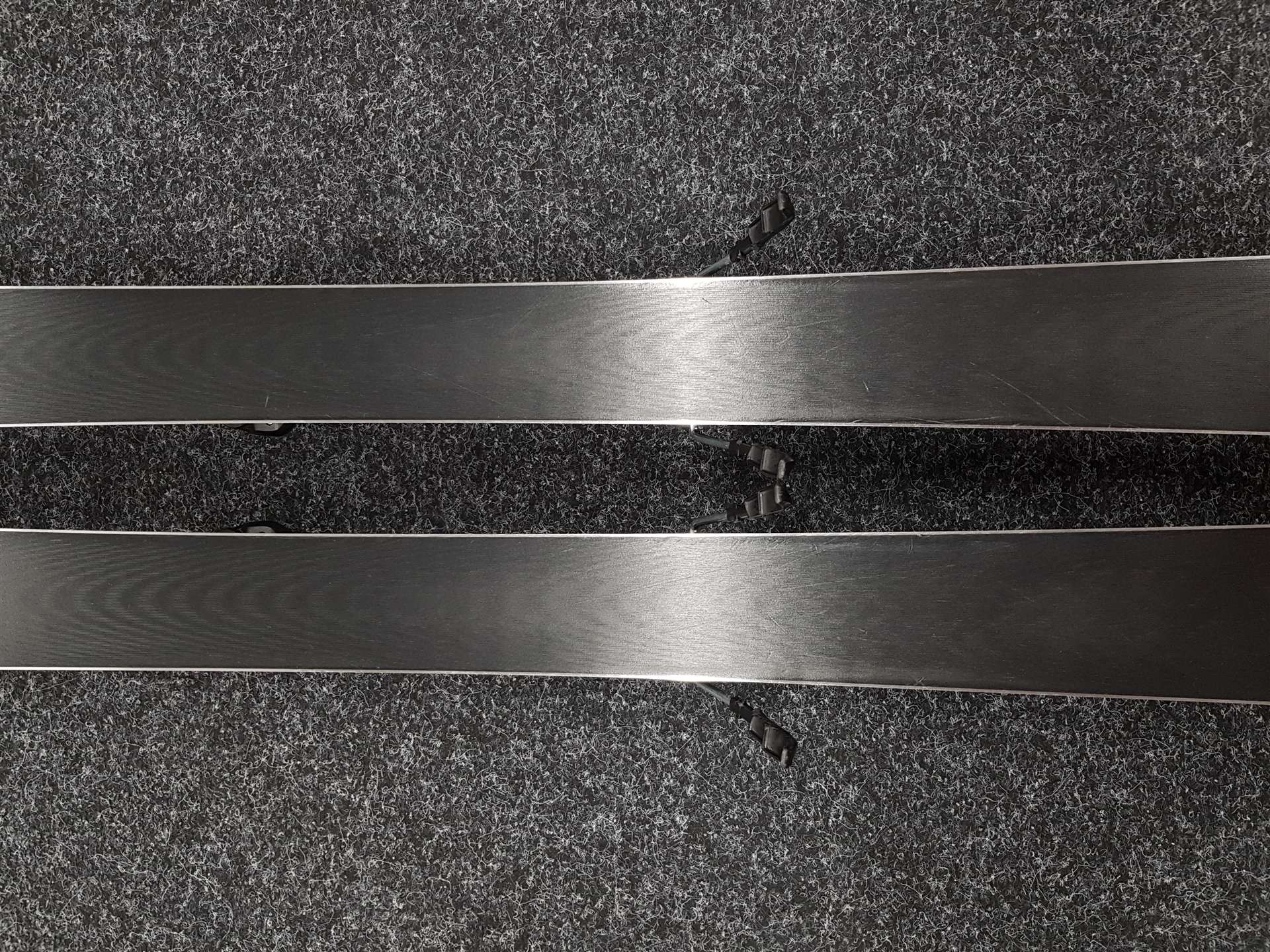 Použité lyže VOLKL Deacon Lowride + viazanie Marker Low Ride XL 13